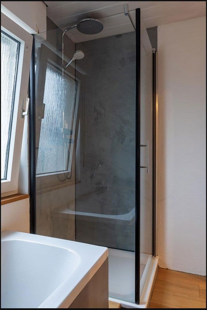 Predaj domu 118 m², pozemek 240 m², Wuppertal, Severné Porýnie - Westfálsko Predaj domu 118 m², pozemek 240 m², Wuppertal, Severné Porýnie - Westfálsko