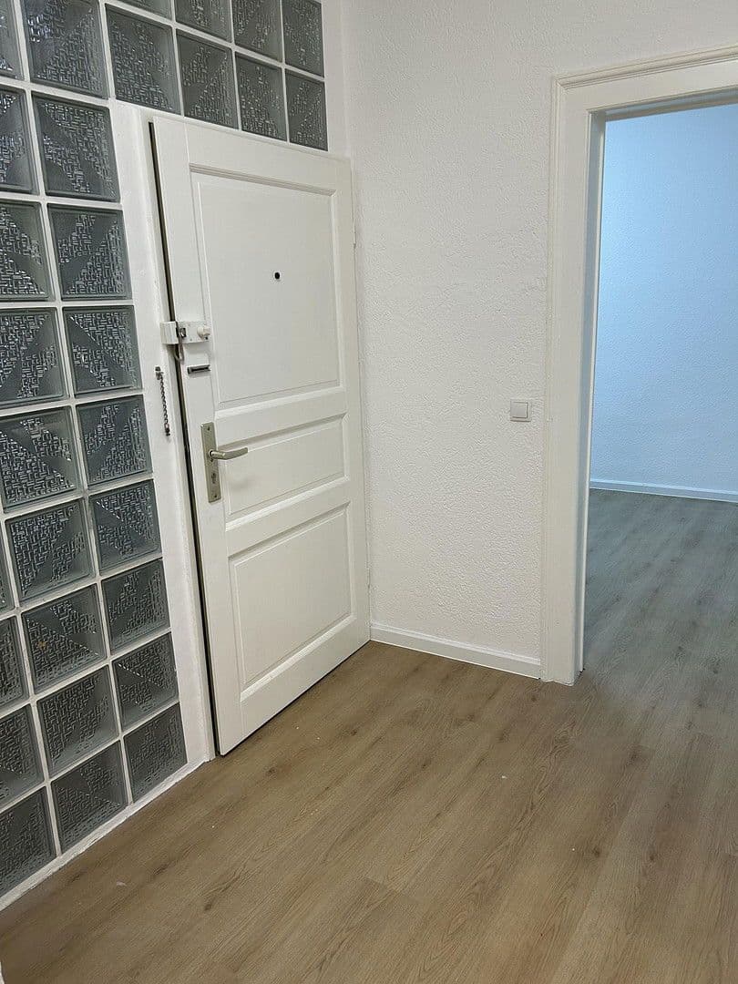 Predaj bytu 4-izbový 93 m², Rheinfeldstraße 67, Ludwigshafen, Porýnie-Falcko Predaj bytu 4-izbový 93 m², Rheinfeldstraße 67, Ludwigshafen, Porýnie-Falcko