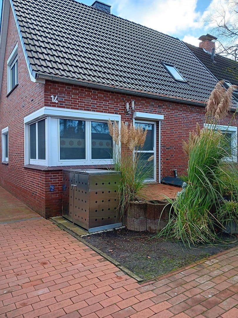 Predaj domu 90 m², pozemek 600 m², Weener, Dolné Sasko Predaj domu 90 m², pozemek 600 m², Weener, Dolné Sasko