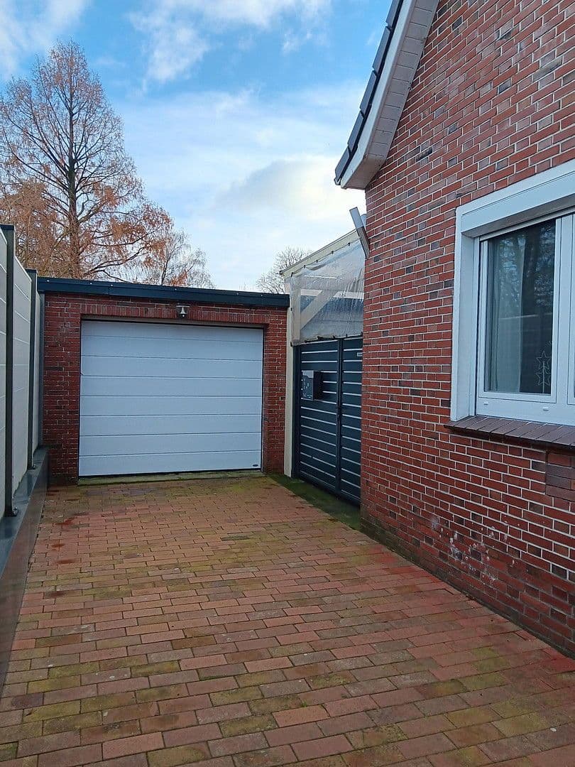 Predaj domu 90 m², pozemek 600 m², Weener, Dolné Sasko Predaj domu 90 m², pozemek 600 m², Weener, Dolné Sasko