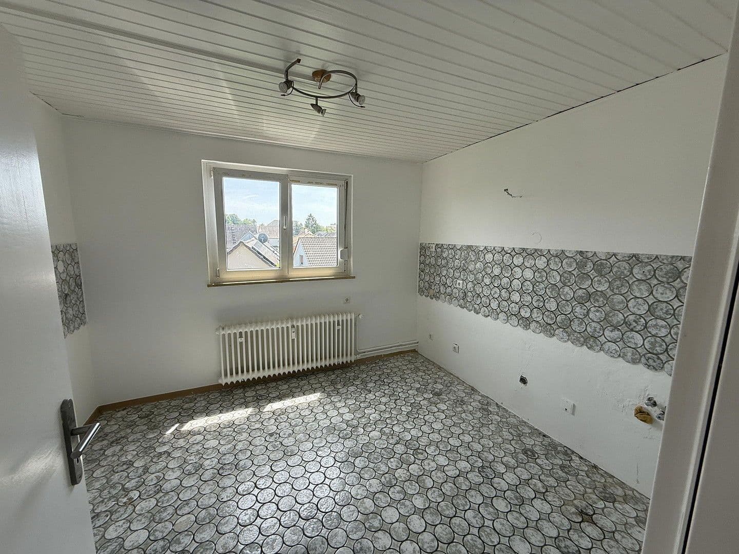 Prenájom bytu 3-izbový 75 m², Hanau, Hesensko Prenájom bytu 3-izbový 75 m², Hanau, Hesensko