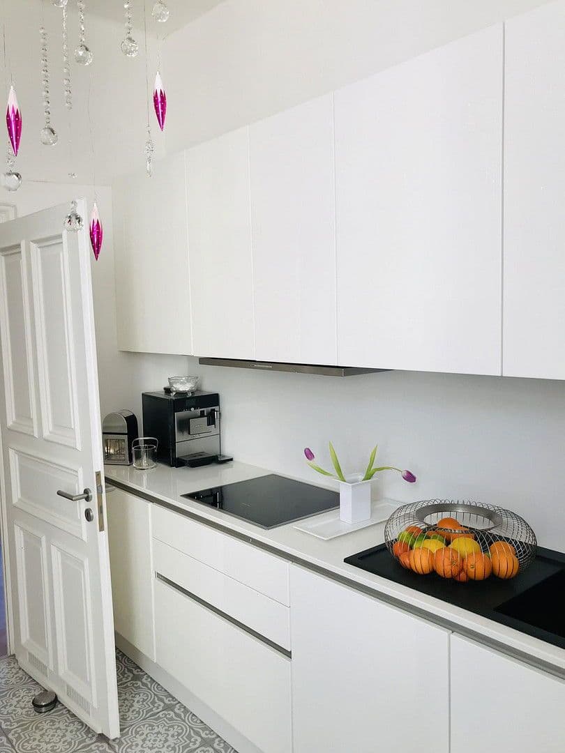 Prenájom bytu 3-izbový 100 m², Wiesbaden, Hesensko Prenájom bytu 3-izbový 100 m², Wiesbaden, Hesensko