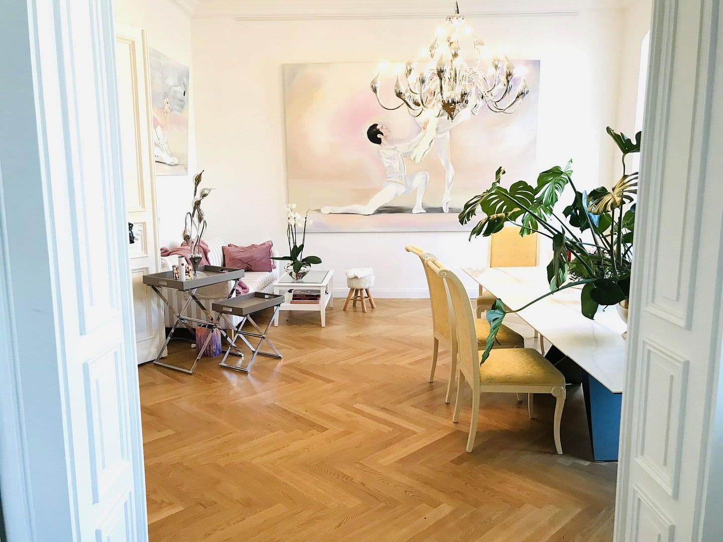 Prenájom bytu 3-izbový 100 m², Wiesbaden, Hesensko Prenájom bytu 3-izbový 100 m², Wiesbaden, Hesensko