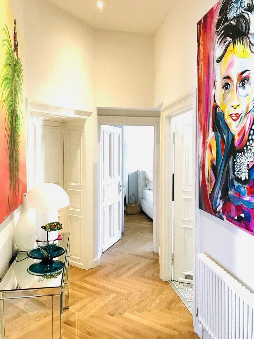 Prenájom bytu 3-izbový 100 m², Wiesbaden, Hesensko Prenájom bytu 3-izbový 100 m², Wiesbaden, Hesensko