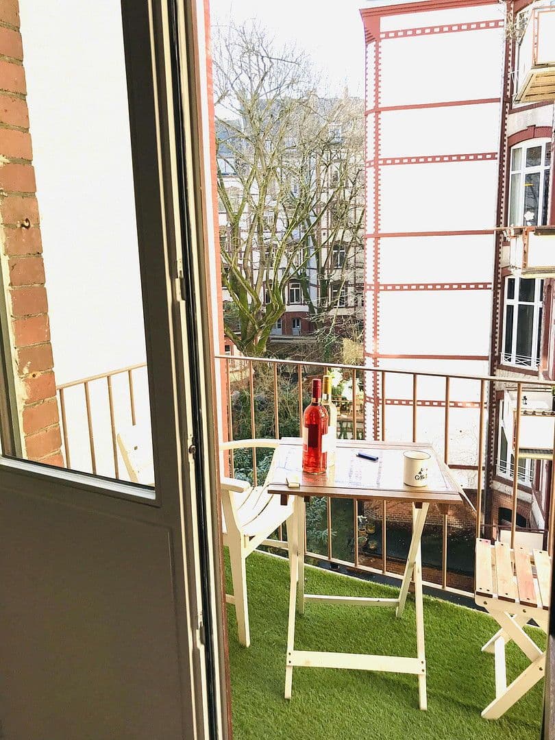 Prenájom bytu 3-izbový 100 m², Wiesbaden, Hesensko Prenájom bytu 3-izbový 100 m², Wiesbaden, Hesensko