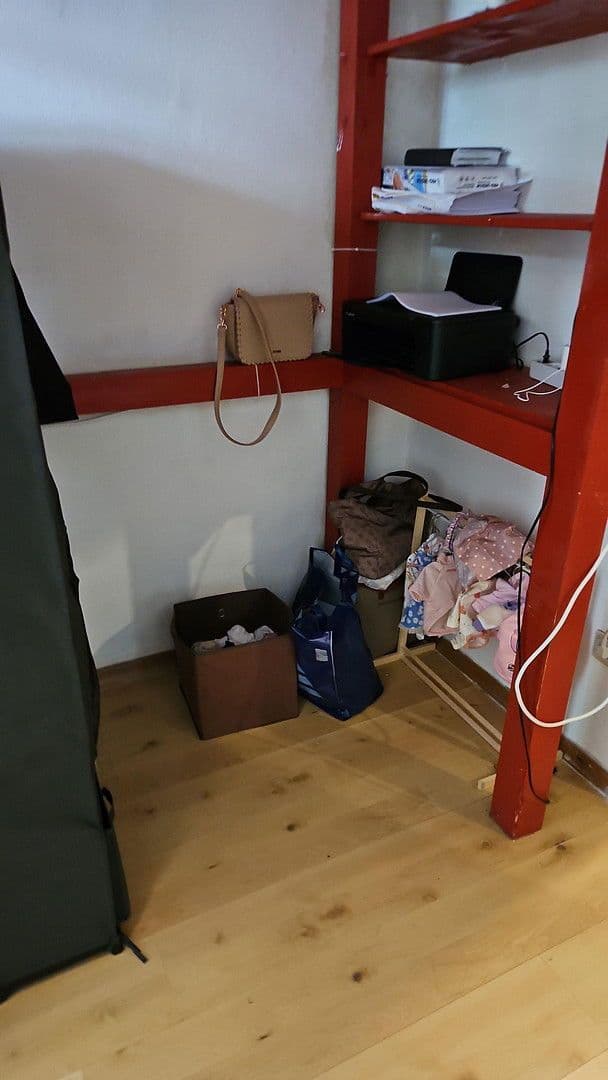 Prenájom bytu 1-izbový 35 m², Graz, Štajersko Prenájom bytu 1-izbový 35 m², Graz, Štajersko