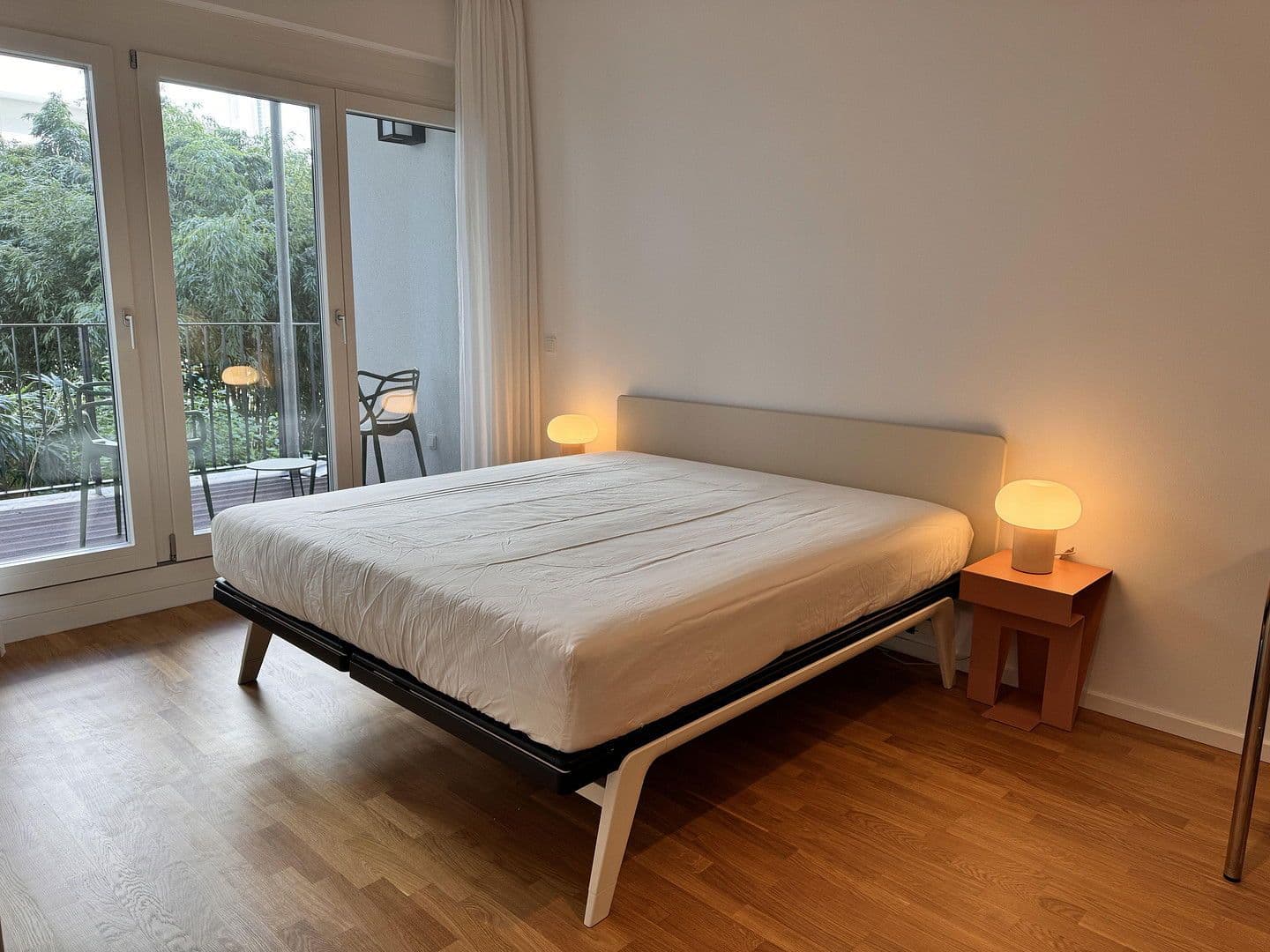 Prenájom bytu 2-izbový 77 m², Pariser Straße 23, Berlin, Berlín Prenájom bytu 2-izbový 77 m², Pariser Straße 23, Berlin, Berlín
