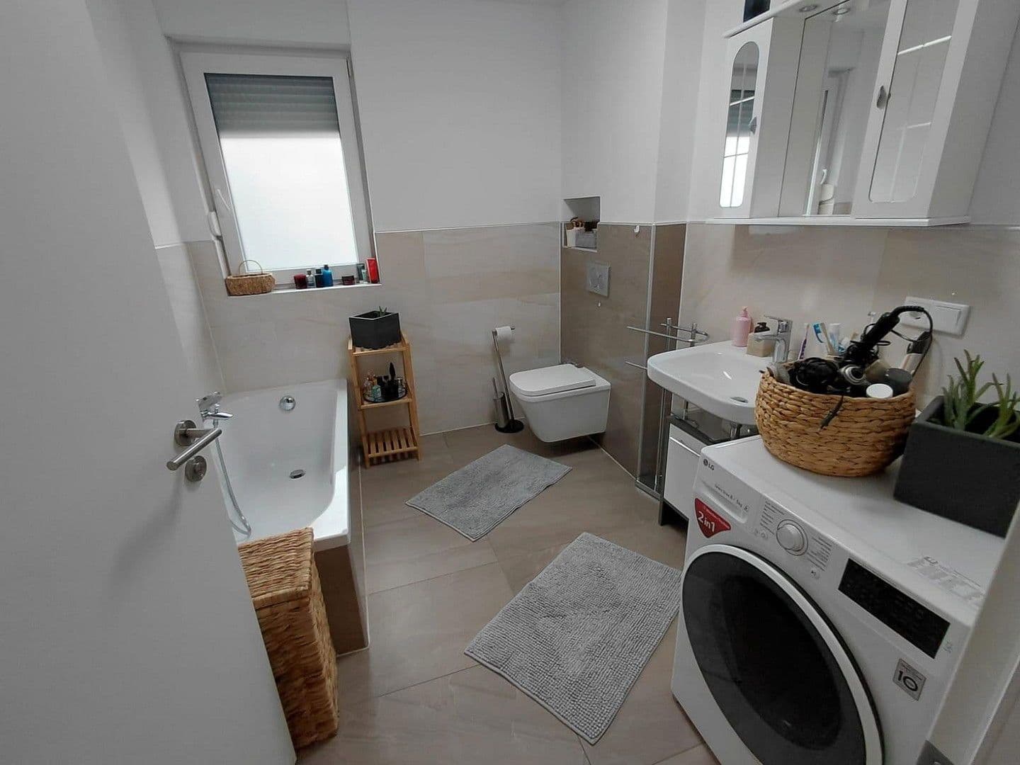 Prenájom bytu 3-izbový 94 m², Im Dürren Kopf 36, Griesheim, Hesensko Prenájom bytu 3-izbový 94 m², Im Dürren Kopf 36, Griesheim, Hesensko