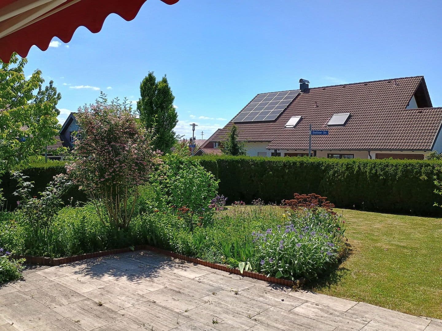 Predaj domu 255 m², pozemek 894 m², Hüttlingen, Bádensko-Wurttembersko Predaj domu 255 m², pozemek 894 m², Hüttlingen, Bádensko-Wurttembersko
