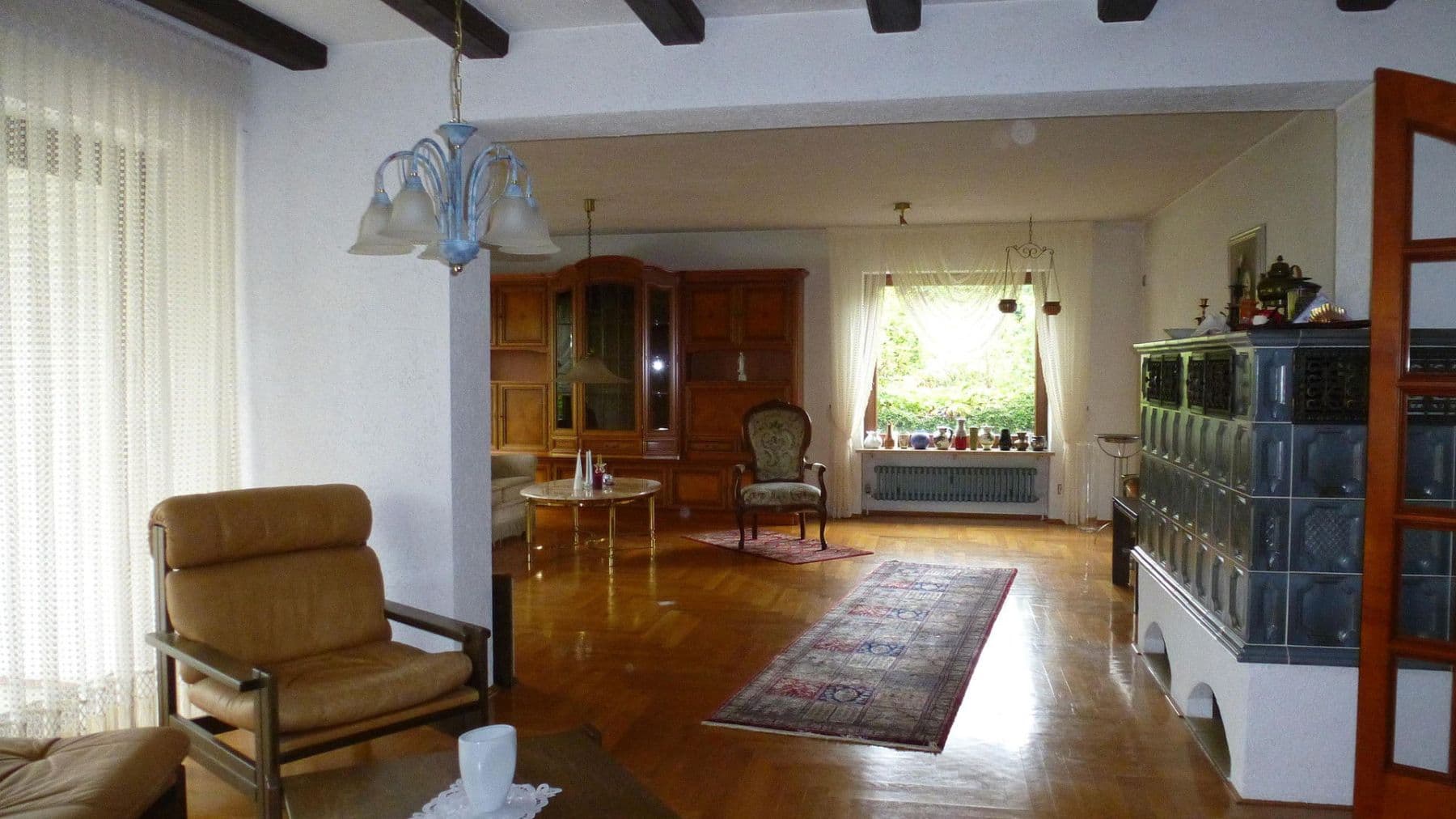 Predaj domu 255 m², pozemek 894 m², Hüttlingen, Bádensko-Wurttembersko Predaj domu 255 m², pozemek 894 m², Hüttlingen, Bádensko-Wurttembersko