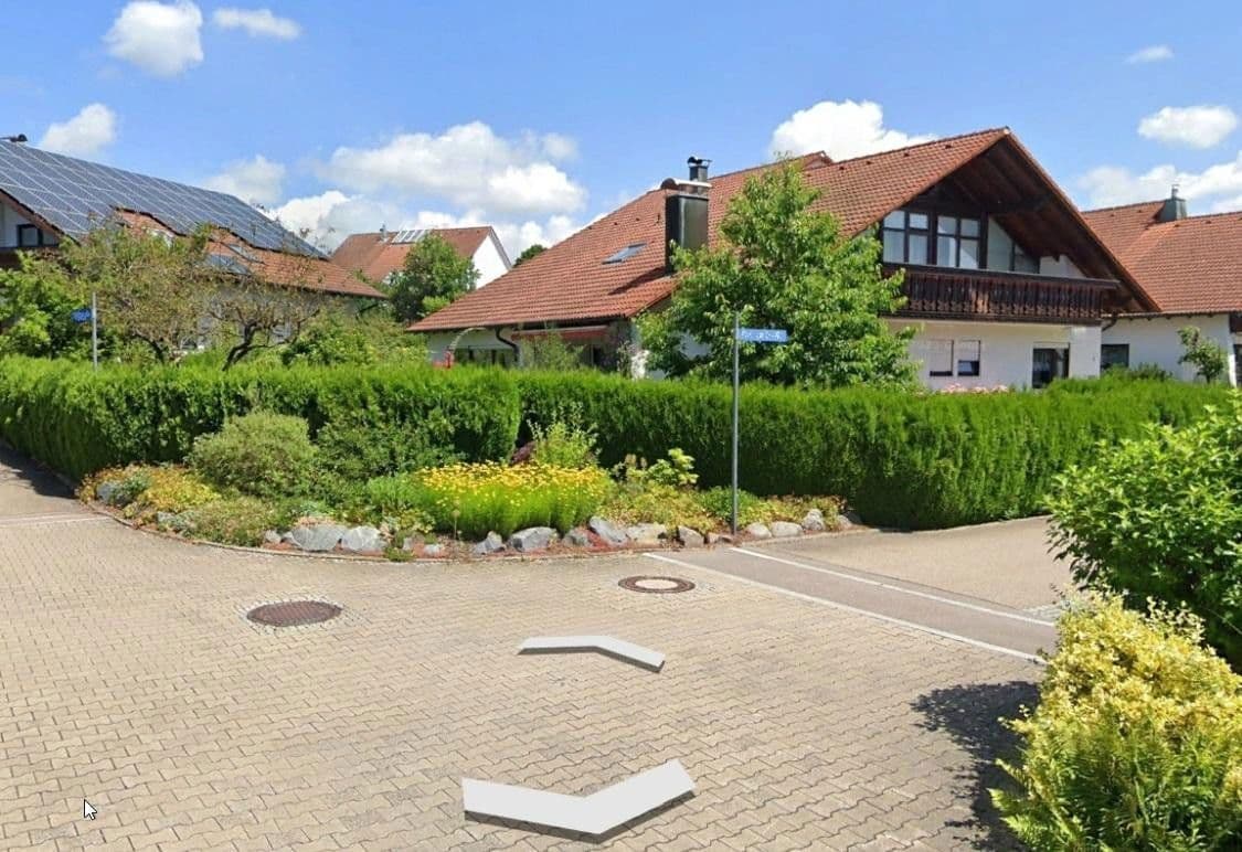 Predaj domu 255 m², pozemek 894 m², Hüttlingen, Bádensko-Wurttembersko Predaj domu 255 m², pozemek 894 m², Hüttlingen, Bádensko-Wurttembersko