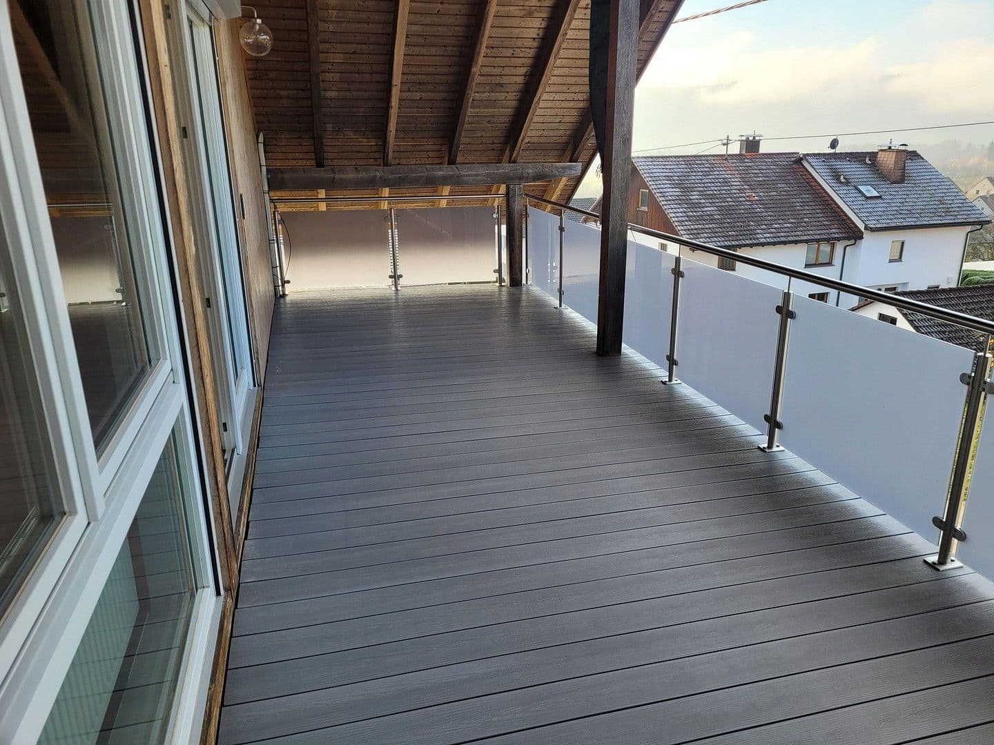 Prenájom bytu 4-izbový 130 m², Laufenburg (Baden), Bádensko-Wurttembersko Prenájom bytu 4-izbový 130 m², Laufenburg (Baden), Bádensko-Wurttembersko