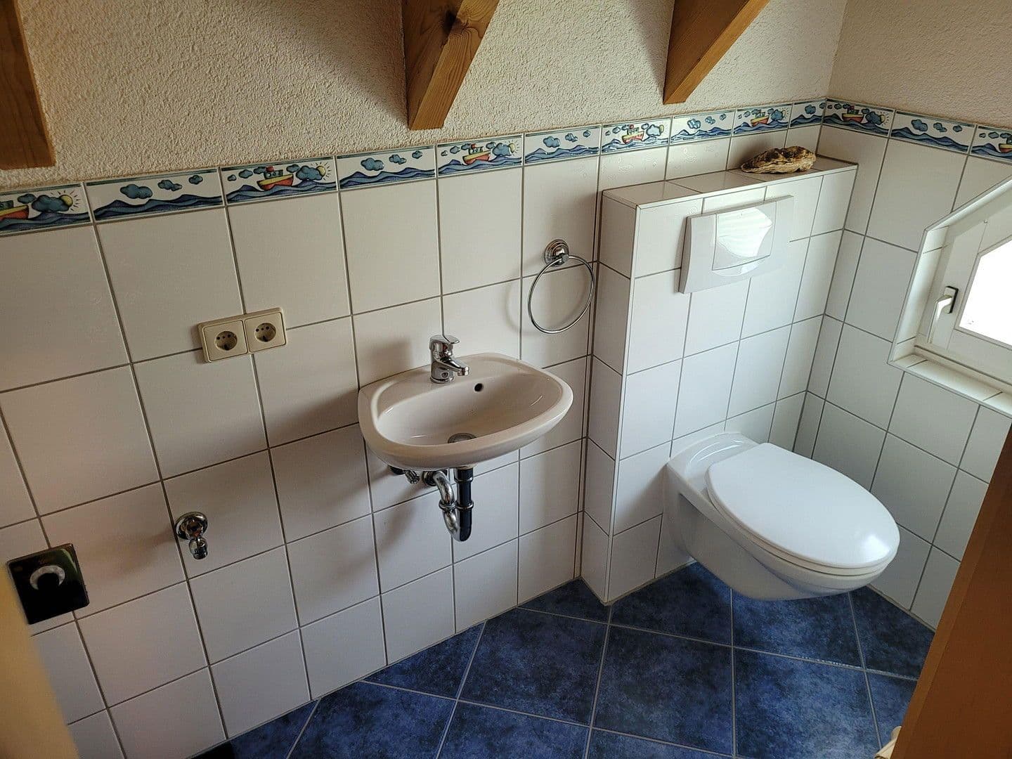 Prenájom bytu 4-izbový 130 m², Laufenburg (Baden), Bádensko-Wurttembersko Prenájom bytu 4-izbový 130 m², Laufenburg (Baden), Bádensko-Wurttembersko