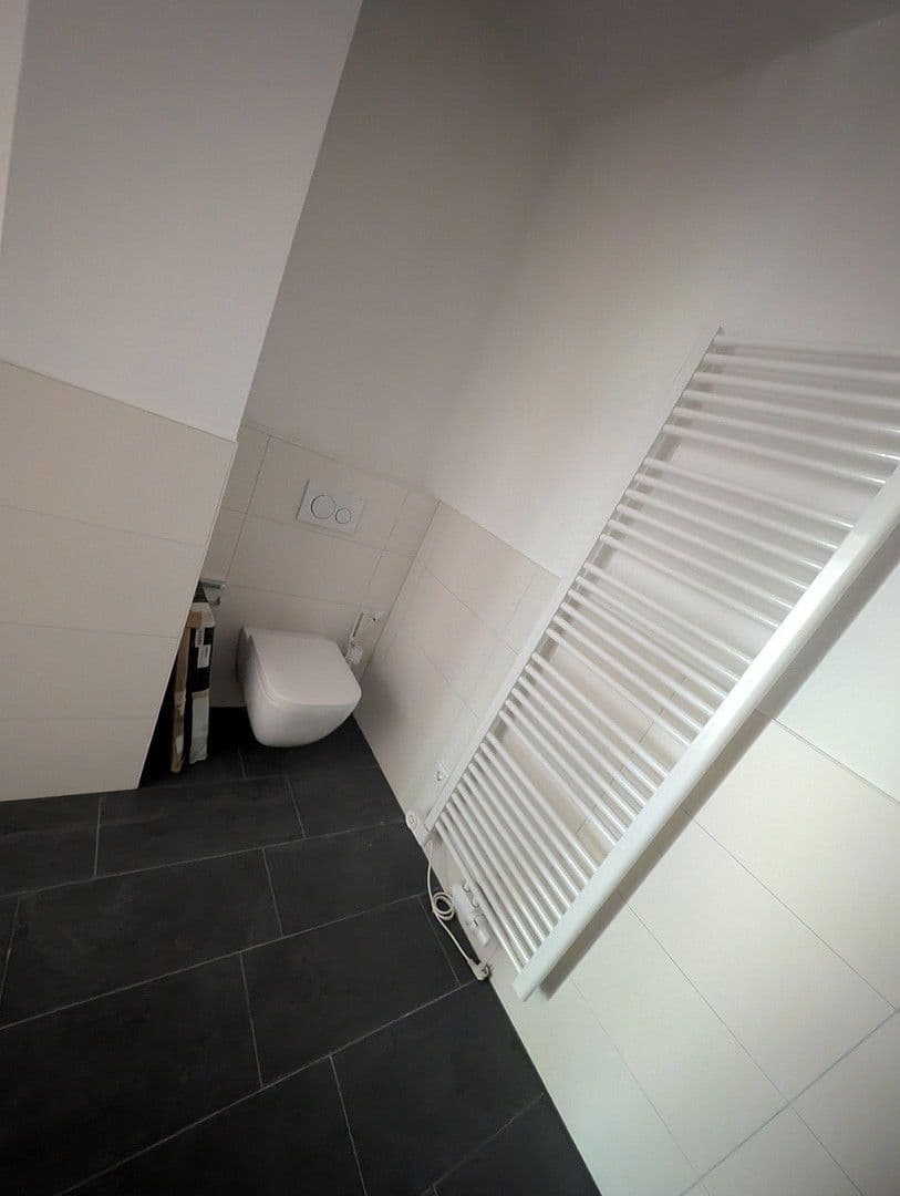 Prenájom bytu 2-izbový 94 m², Mahlsdorferstr 7-8, Berlin Köpenick, Berlín Prenájom bytu 2-izbový 94 m², Mahlsdorferstr 7-8, Berlin Köpenick, Berlín