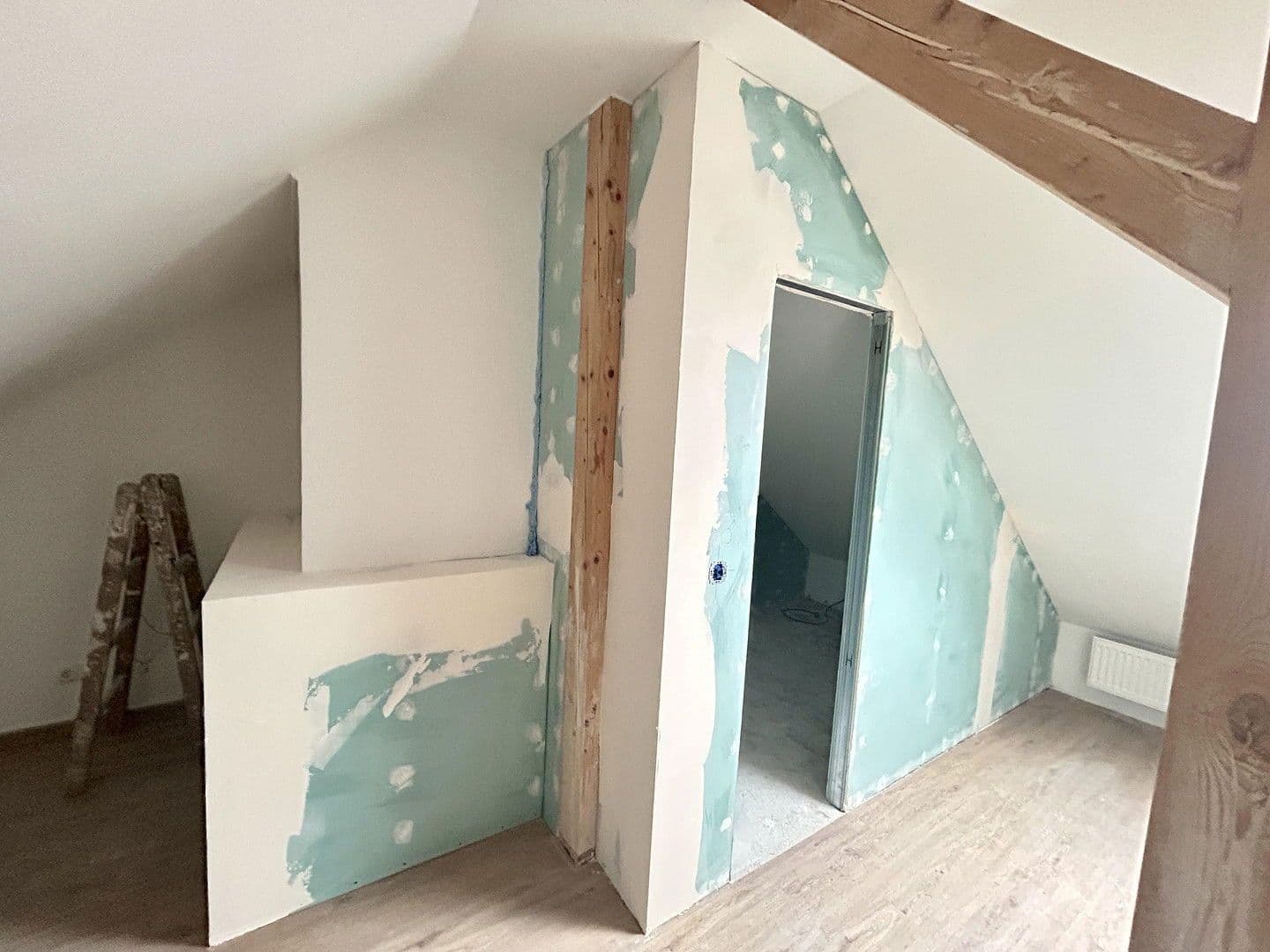 Prenájom domu 150 m², pozemek 350 m², Gräfelfing, Bavorsko Prenájom domu 150 m², pozemek 350 m², Gräfelfing, Bavorsko