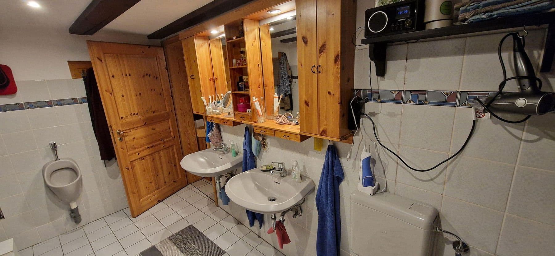 Predaj domu 260 m², pozemek 330 m², Immenhausen, Hesensko Predaj domu 260 m², pozemek 330 m², Immenhausen, Hesensko