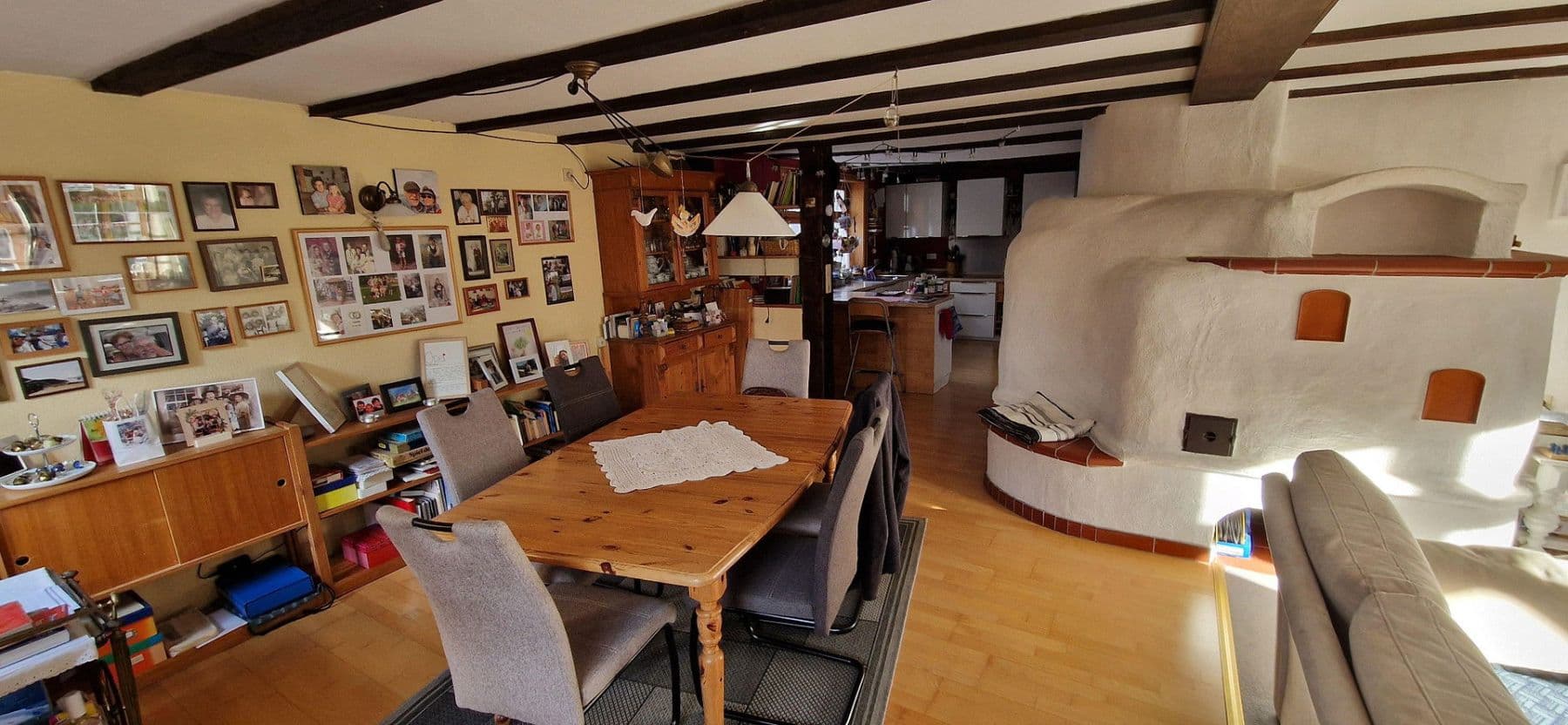 Predaj domu 260 m², pozemek 330 m², Immenhausen, Hesensko Predaj domu 260 m², pozemek 330 m², Immenhausen, Hesensko