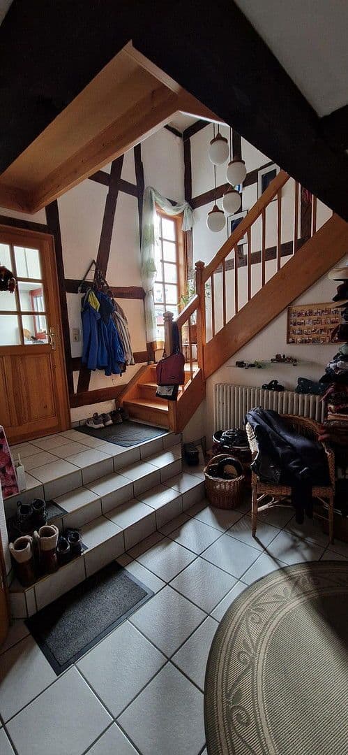 Predaj domu 260 m², pozemek 330 m², Immenhausen, Hesensko Predaj domu 260 m², pozemek 330 m², Immenhausen, Hesensko