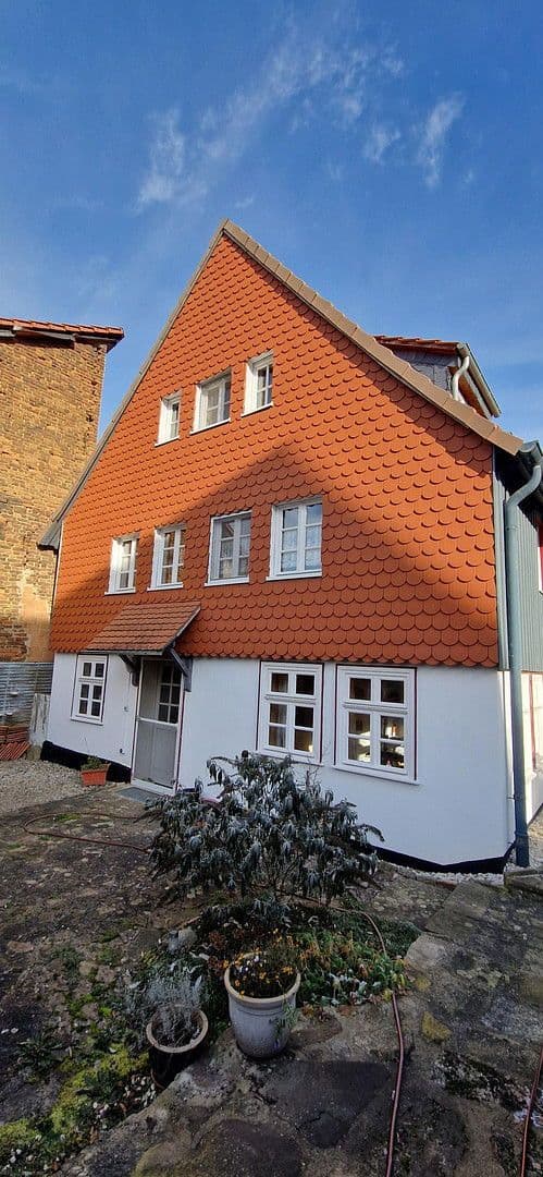 Predaj domu 260 m², pozemek 330 m², Immenhausen, Hesensko Predaj domu 260 m², pozemek 330 m², Immenhausen, Hesensko