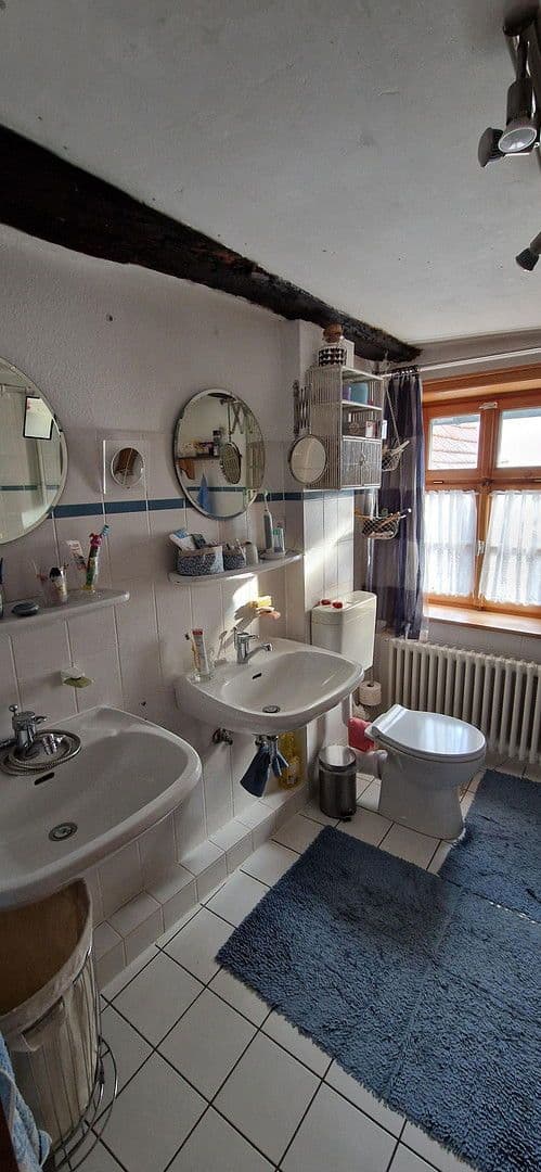 Predaj domu 260 m², pozemek 330 m², Immenhausen, Hesensko Predaj domu 260 m², pozemek 330 m², Immenhausen, Hesensko