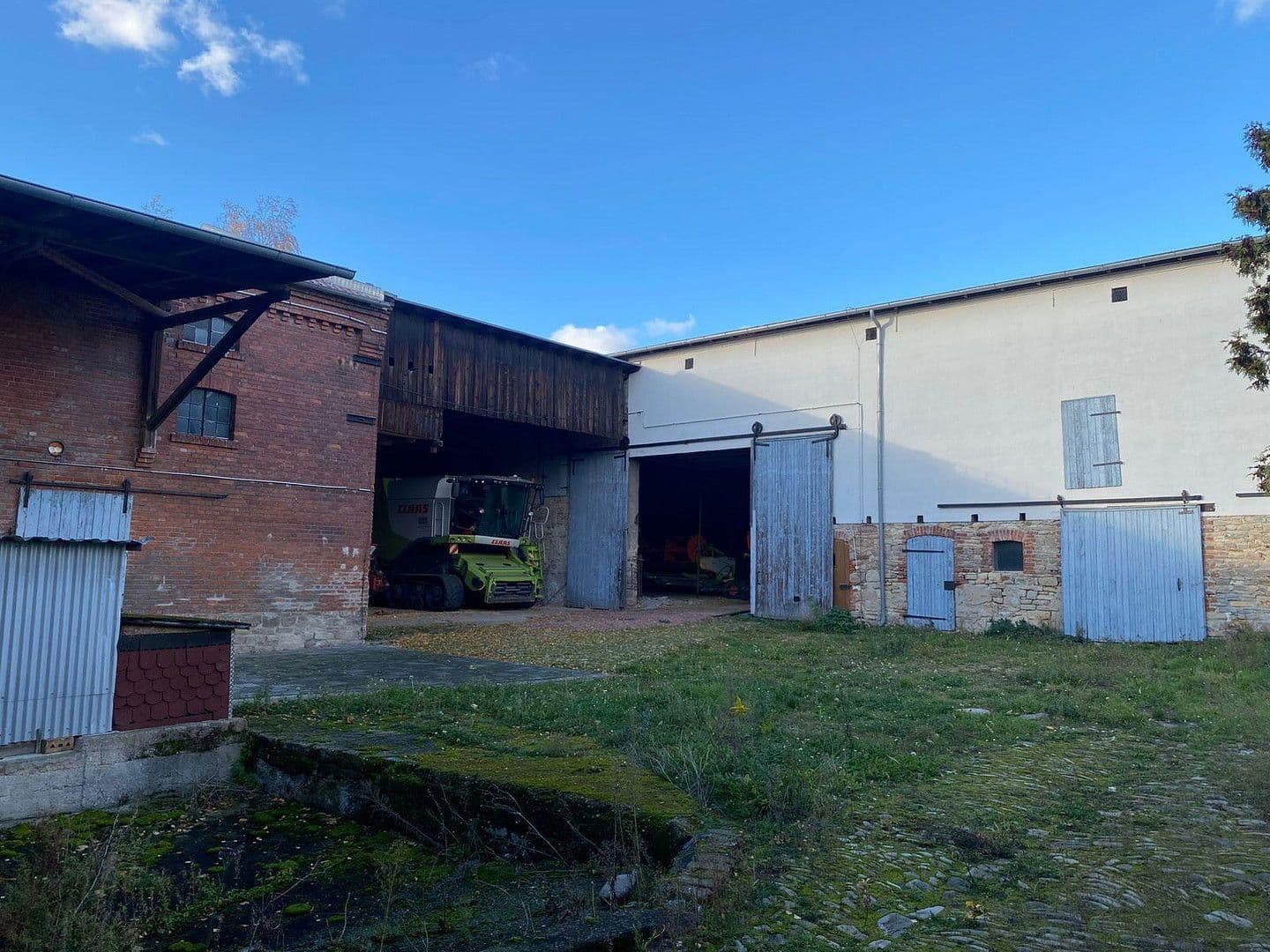 Predaj domu 260 m², pozemek 3.290 m², Nienburg (Saale), Sasko-Anhaltsko Predaj domu 260 m², pozemek 3.290 m², Nienburg (Saale), Sasko-Anhaltsko