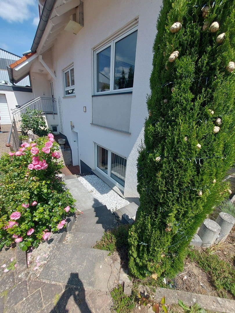 Predaj domu 177 m², pozemek 401 m², Waldalgesheim, Porýnie-Falcko Predaj domu 177 m², pozemek 401 m², Waldalgesheim, Porýnie-Falcko