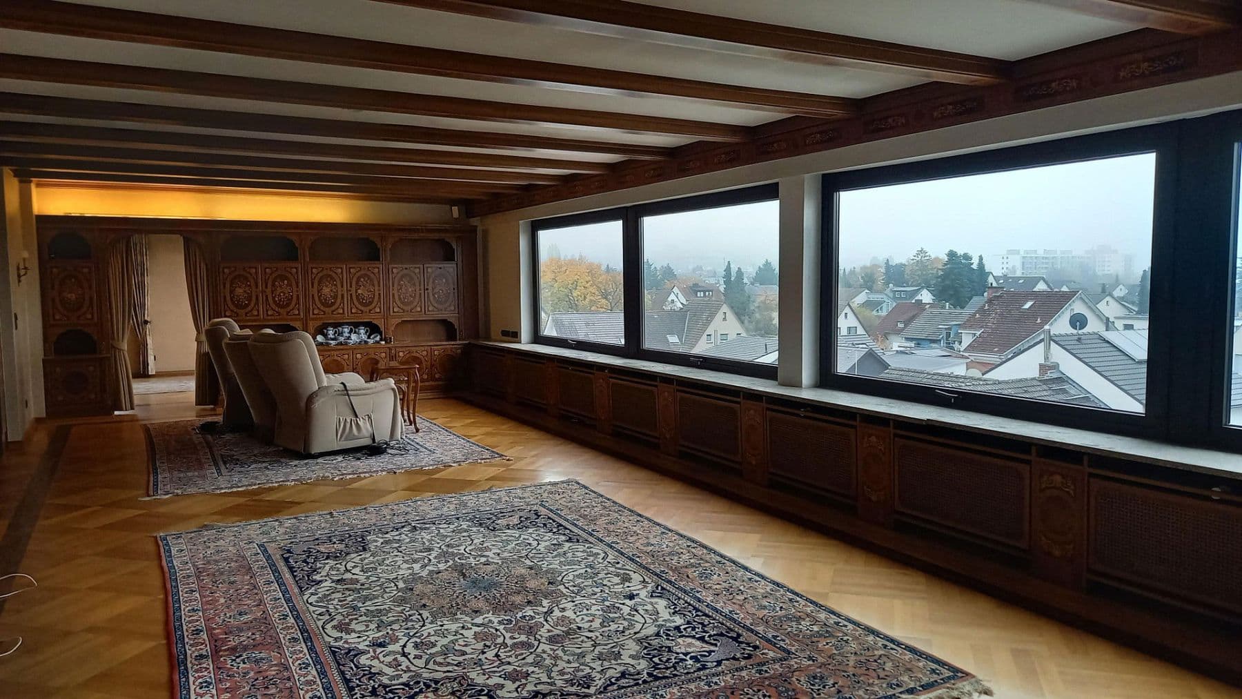 Prenájom bytu 3-izbový 166 m², Kiefernweg 1, Seeheim-Jugenheim, Hesensko Prenájom bytu 3-izbový 166 m², Kiefernweg 1, Seeheim-Jugenheim, Hesensko