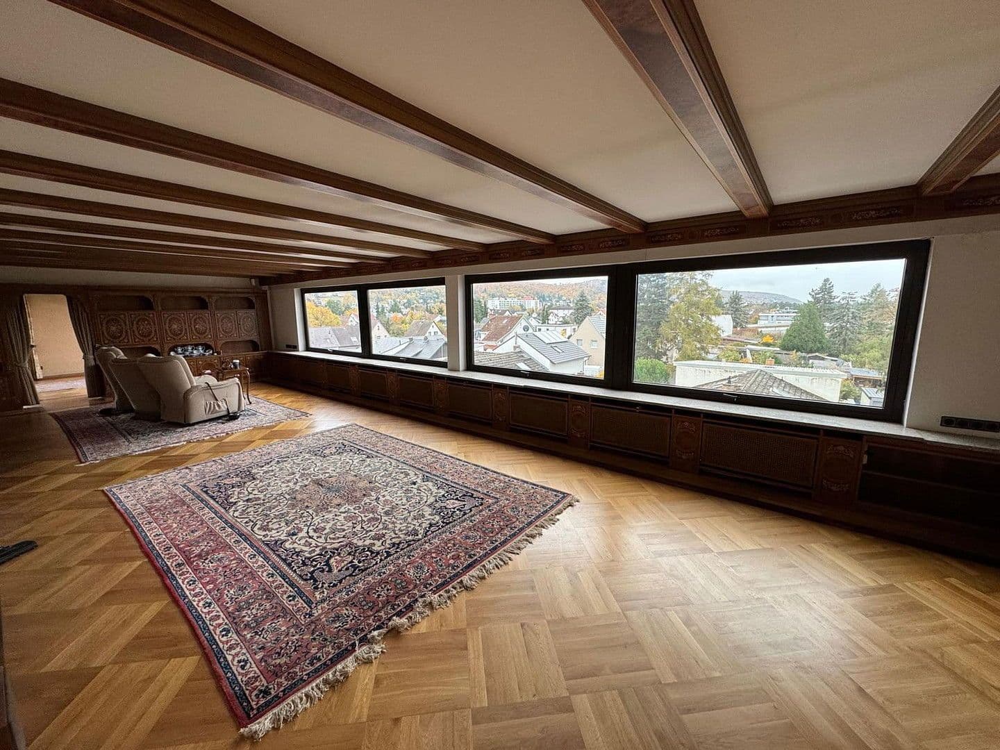 Prenájom bytu 3-izbový 166 m², Kiefernweg 1, Seeheim-Jugenheim, Hesensko Prenájom bytu 3-izbový 166 m², Kiefernweg 1, Seeheim-Jugenheim, Hesensko