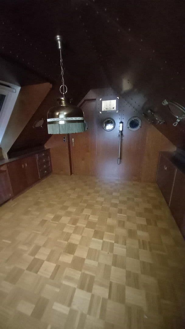 Prenájom bytu 3-izbový 166 m², Kiefernweg 1, Seeheim-Jugenheim, Hesensko Prenájom bytu 3-izbový 166 m², Kiefernweg 1, Seeheim-Jugenheim, Hesensko