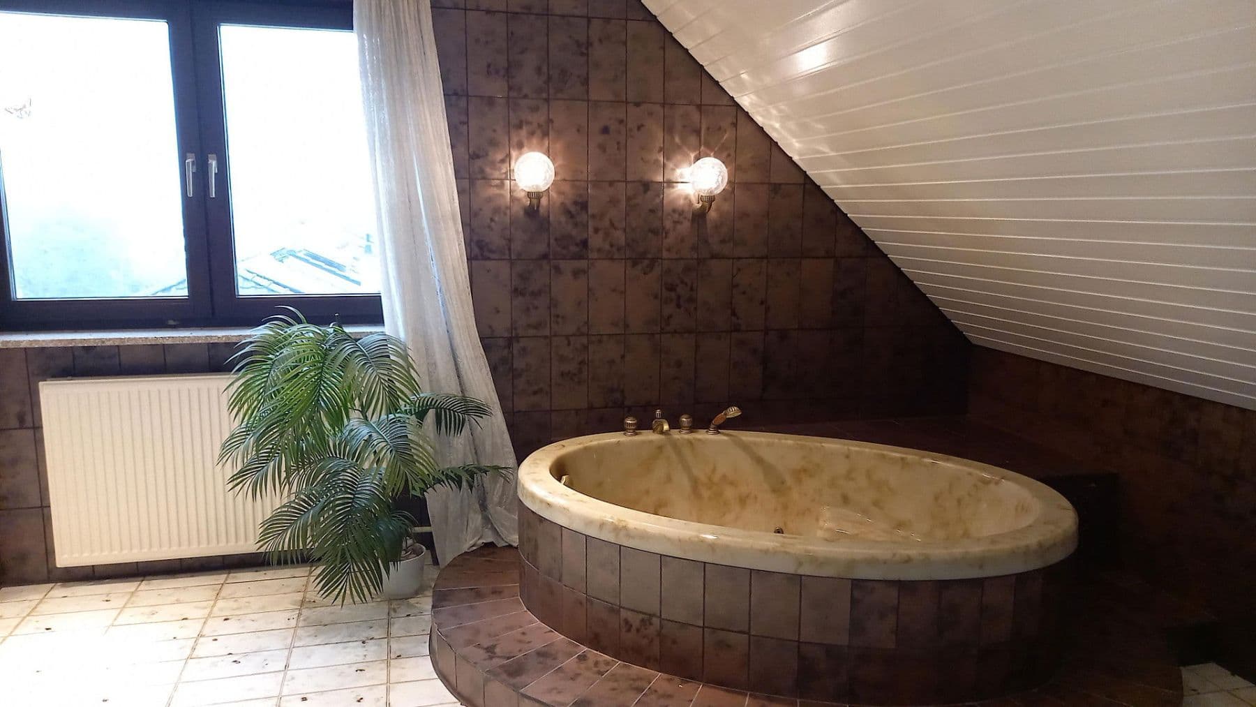 Prenájom bytu 3-izbový 166 m², Kiefernweg 1, Seeheim-Jugenheim, Hesensko Prenájom bytu 3-izbový 166 m², Kiefernweg 1, Seeheim-Jugenheim, Hesensko