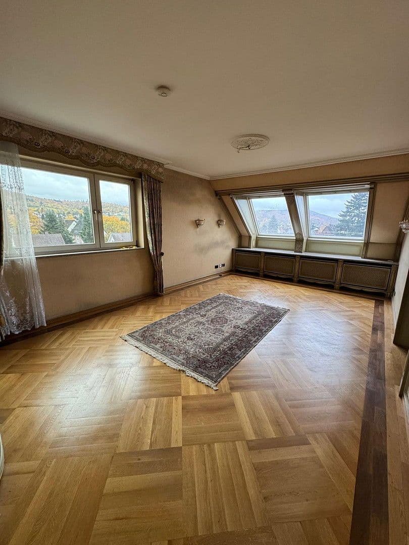 Prenájom bytu 3-izbový 166 m², Kiefernweg 1, Seeheim-Jugenheim, Hesensko Prenájom bytu 3-izbový 166 m², Kiefernweg 1, Seeheim-Jugenheim, Hesensko