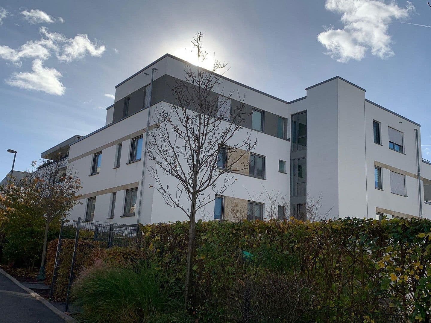 Prenájom bytu 3-izbový 98 m², Welschstrasse, Wiesbaden, Hesensko Prenájom bytu 3-izbový 98 m², Welschstrasse, Wiesbaden, Hesensko