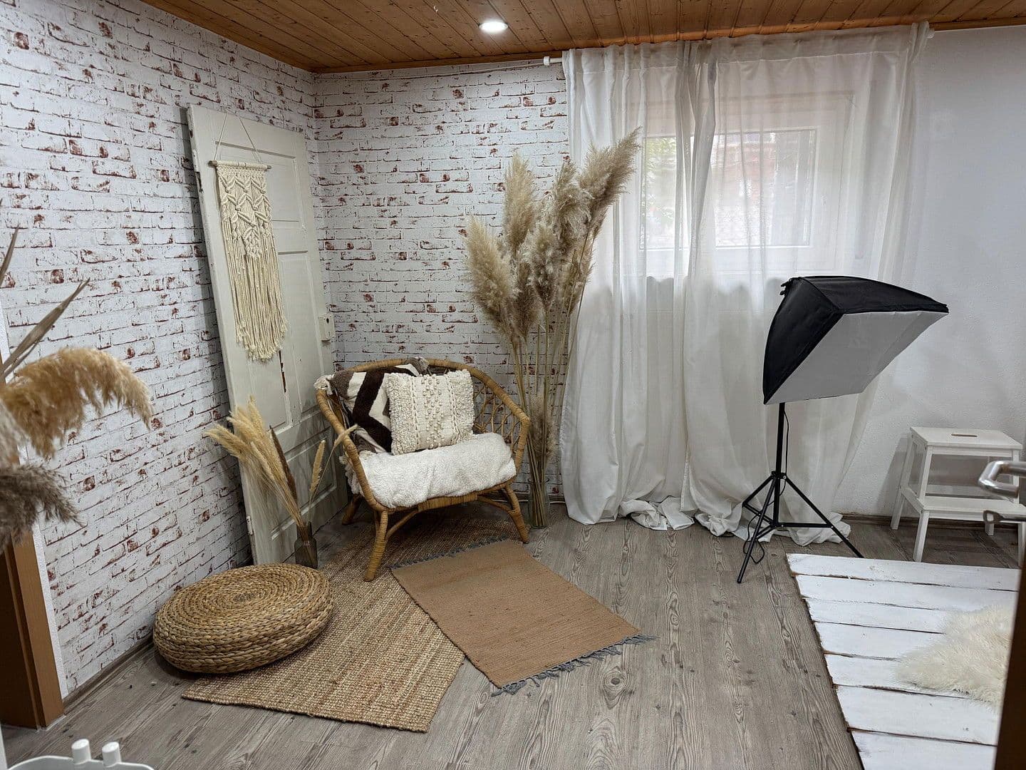 Predaj domu 125 m², pozemek 411 m², Lug, Porýnie-Falcko Predaj domu 125 m², pozemek 411 m², Lug, Porýnie-Falcko