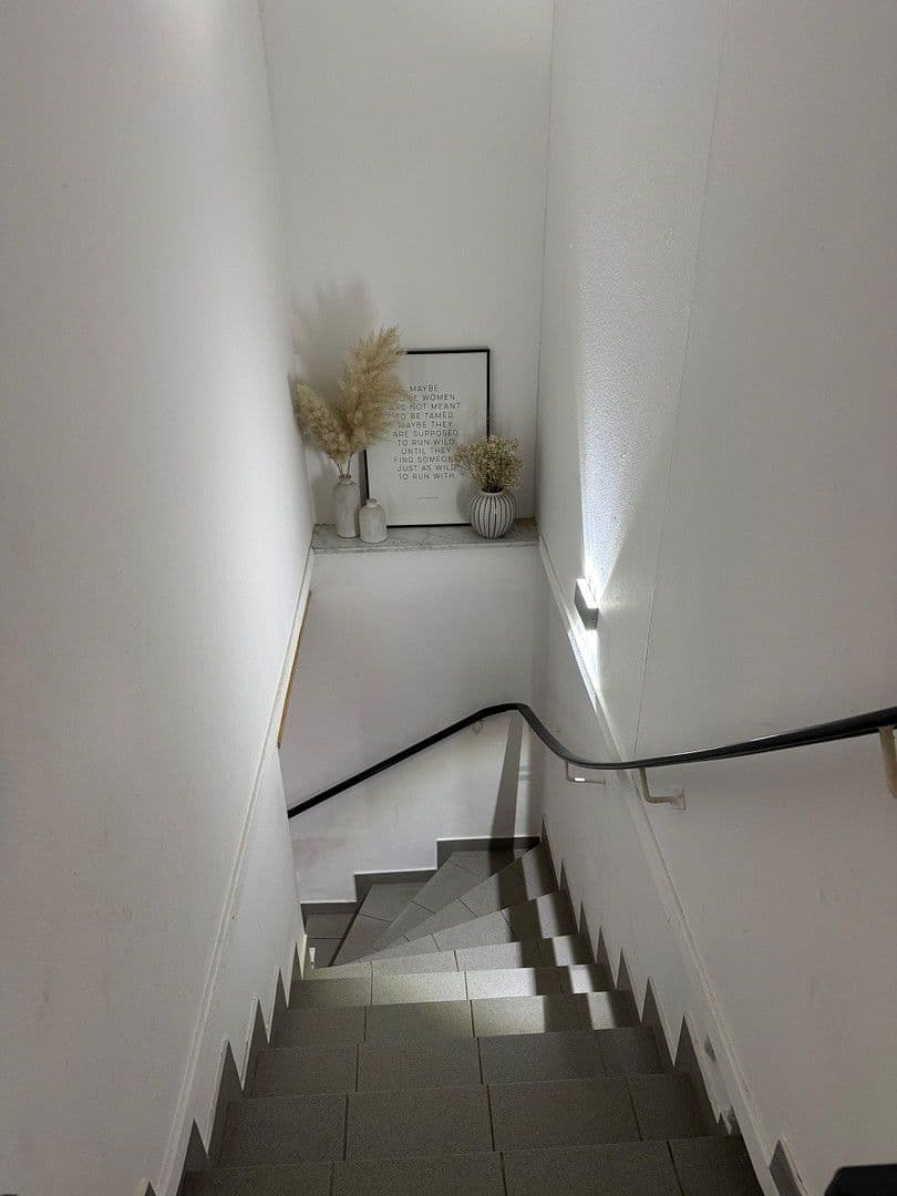 Predaj domu 125 m², pozemek 411 m², Lug, Porýnie-Falcko Predaj domu 125 m², pozemek 411 m², Lug, Porýnie-Falcko