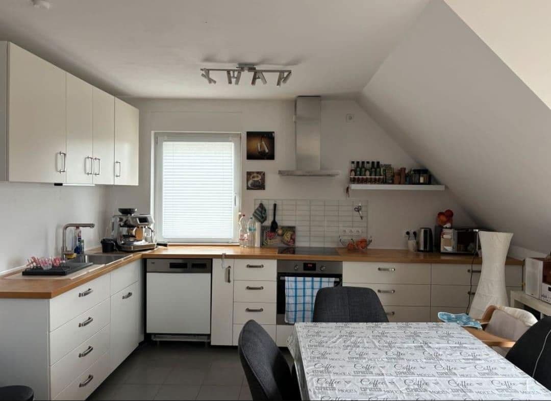 Prenájom bytu 4-izbový 103 m², Reichsdorfstraße 5, Sennfeld, Bavorsko Prenájom bytu 4-izbový 103 m², Reichsdorfstraße 5, Sennfeld, Bavorsko