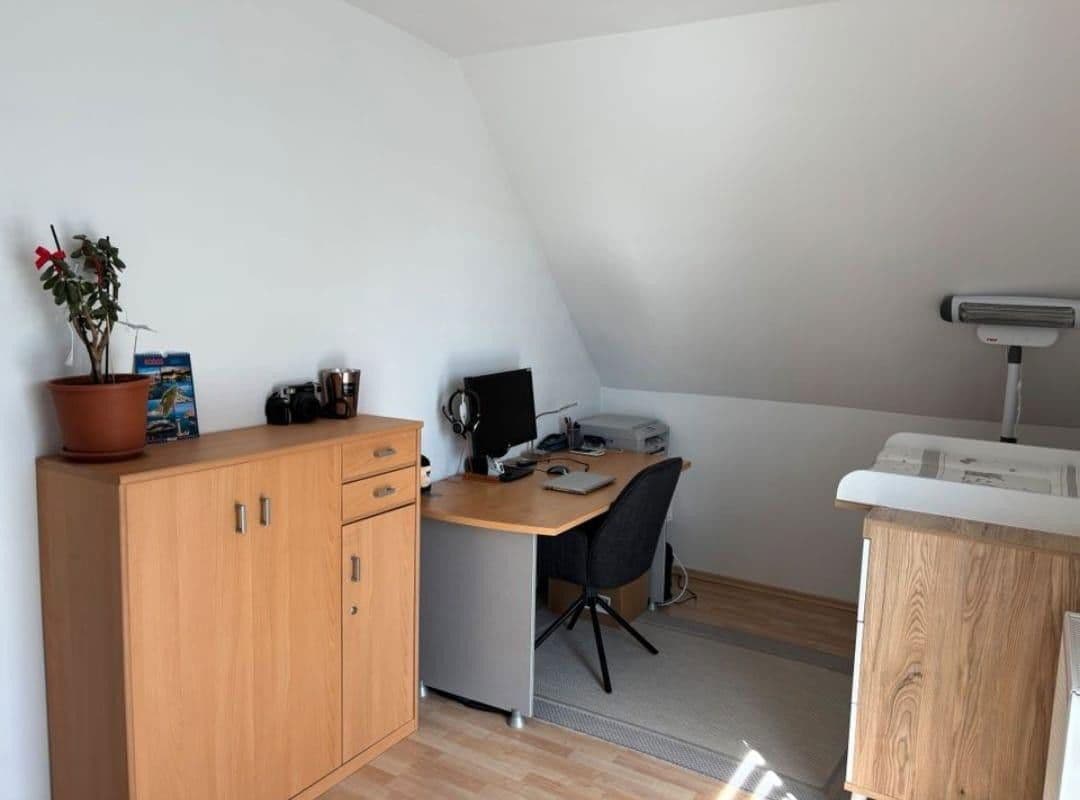 Prenájom bytu 4-izbový 103 m², Reichsdorfstraße 5, Sennfeld, Bavorsko Prenájom bytu 4-izbový 103 m², Reichsdorfstraße 5, Sennfeld, Bavorsko