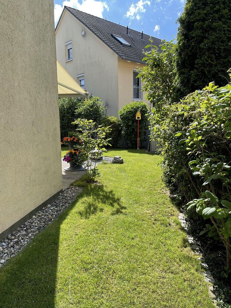 Predaj domu 150 m², pozemek 286 m², Nürnberg, Bavorsko Predaj domu 150 m², pozemek 286 m², Nürnberg, Bavorsko