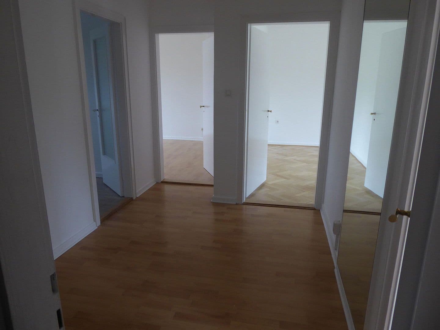 Prenájom bytu 3-izbový 78 m², Bremen, Brémy Prenájom bytu 3-izbový 78 m², Bremen, Brémy