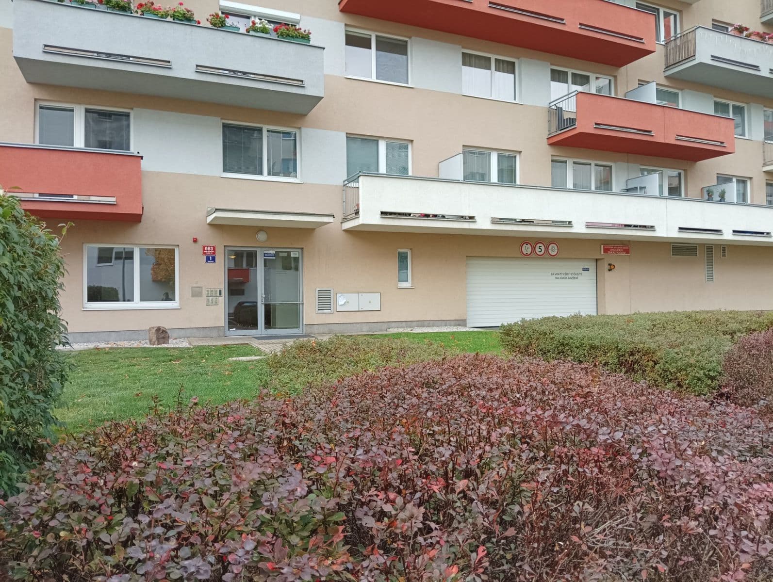 Prenájom bytu 2-izbový 57 m², Modenská, Praha, Praha Prenájom bytu 2-izbový 57 m², Modenská, Praha, Praha