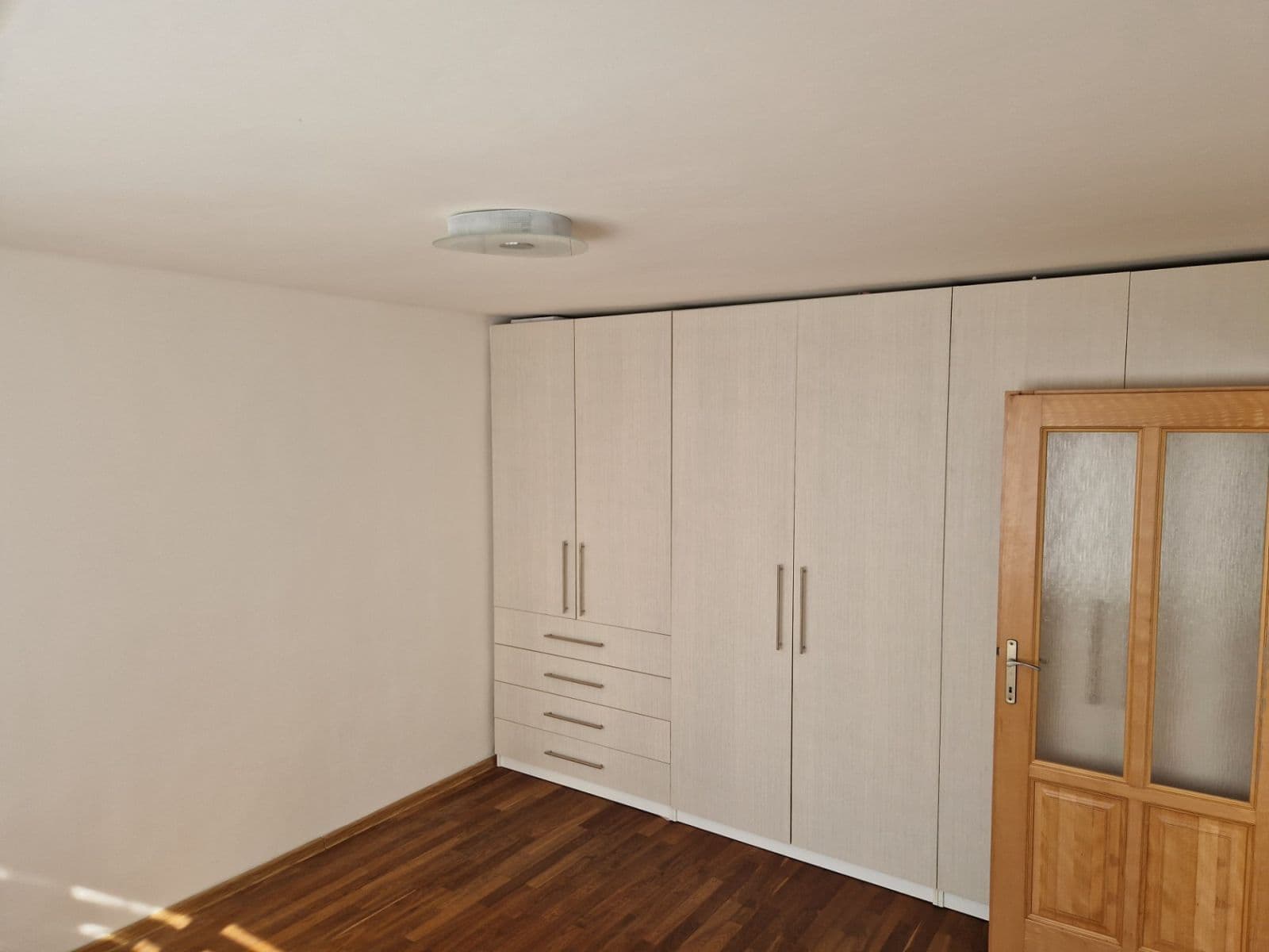 Prenájom bytu 2-izbový 52 m², Třída Míru, Beroun, Středočeský kraj Prenájom bytu 2-izbový 52 m², Třída Míru, Beroun, Středočeský kraj