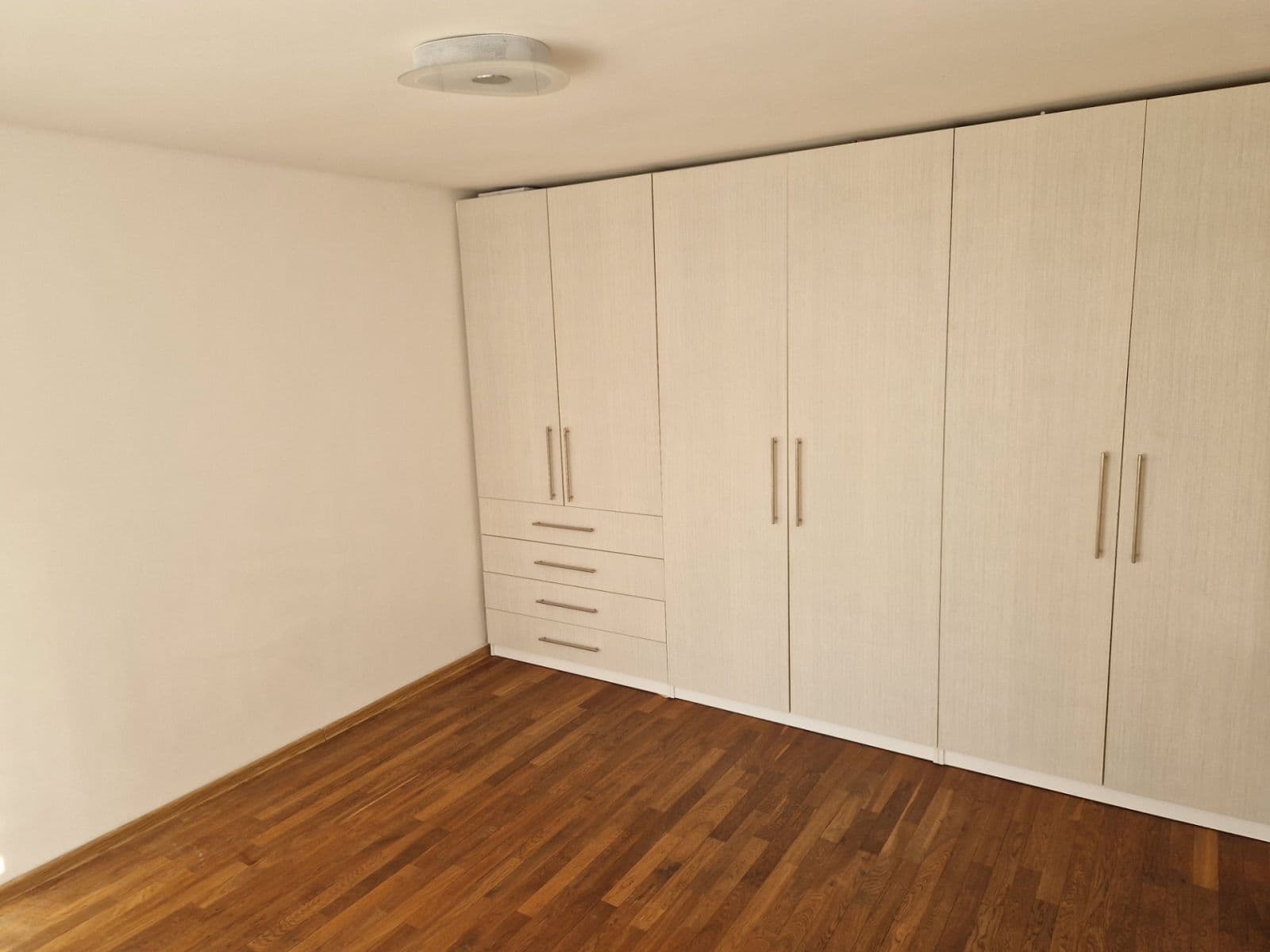 Prenájom bytu 2-izbový 52 m², Třída Míru, Beroun, Středočeský kraj Prenájom bytu 2-izbový 52 m², Třída Míru, Beroun, Středočeský kraj