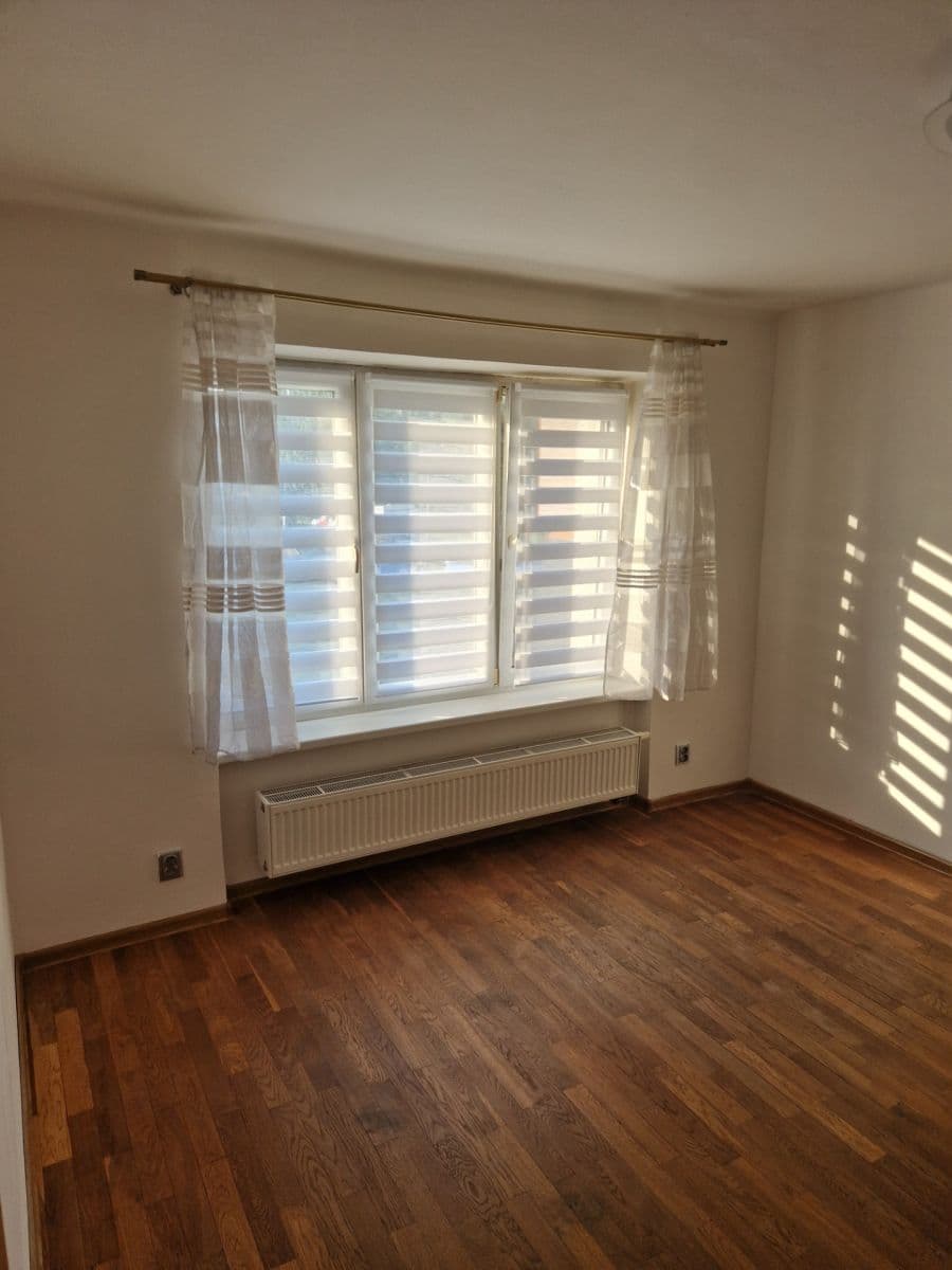 Prenájom bytu 2-izbový 52 m², Třída Míru, Beroun, Středočeský kraj Prenájom bytu 2-izbový 52 m², Třída Míru, Beroun, Středočeský kraj