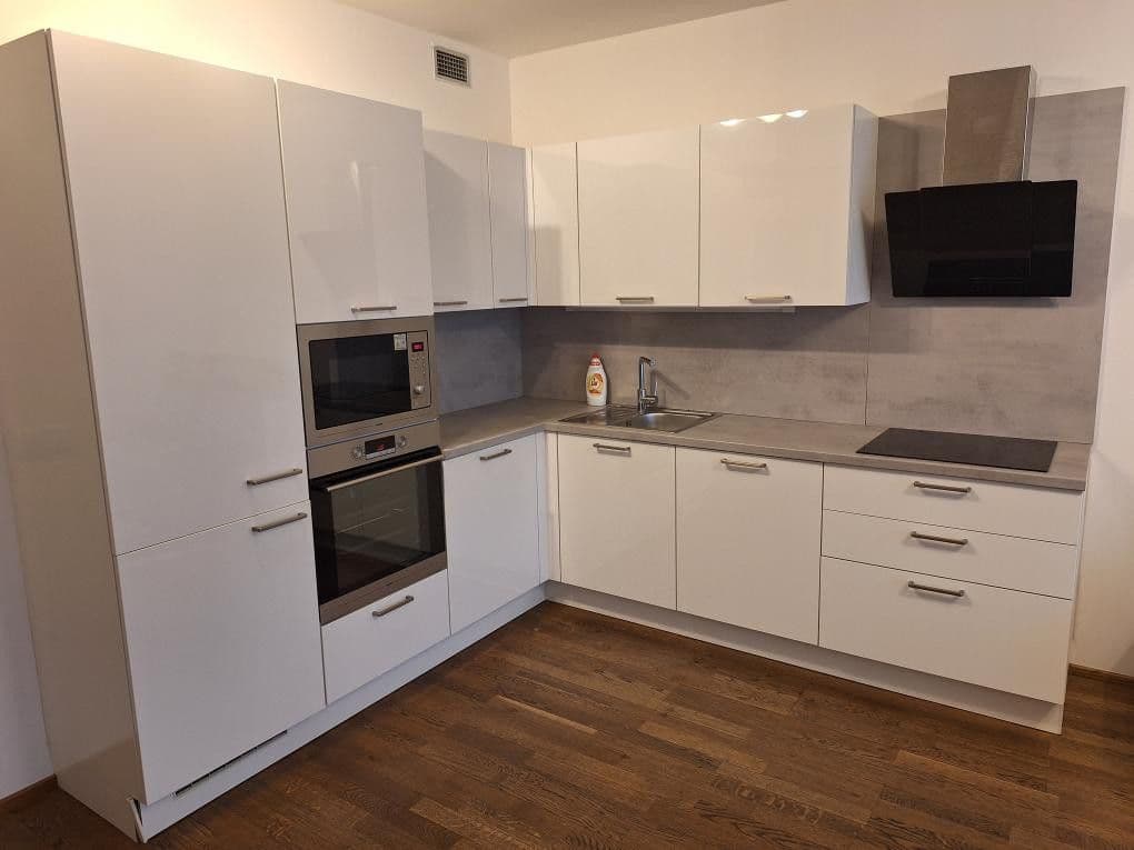 Prenájom bytu 2-izbový 56 m², Smržových, Praha, Praha Prenájom bytu 2-izbový 56 m², Smržových, Praha, Praha