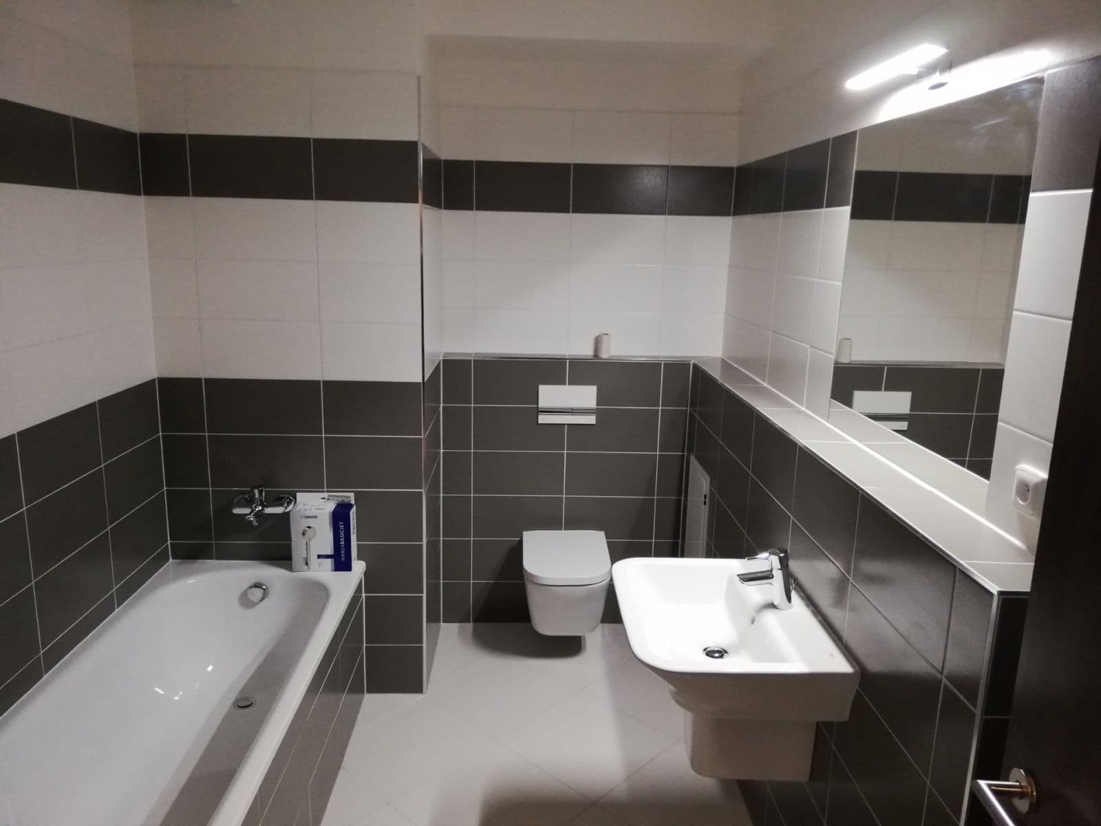 Prenájom bytu 2-izbový 54 m², Honzíkova, Praha, Praha Prenájom bytu 2-izbový 54 m², Honzíkova, Praha, Praha