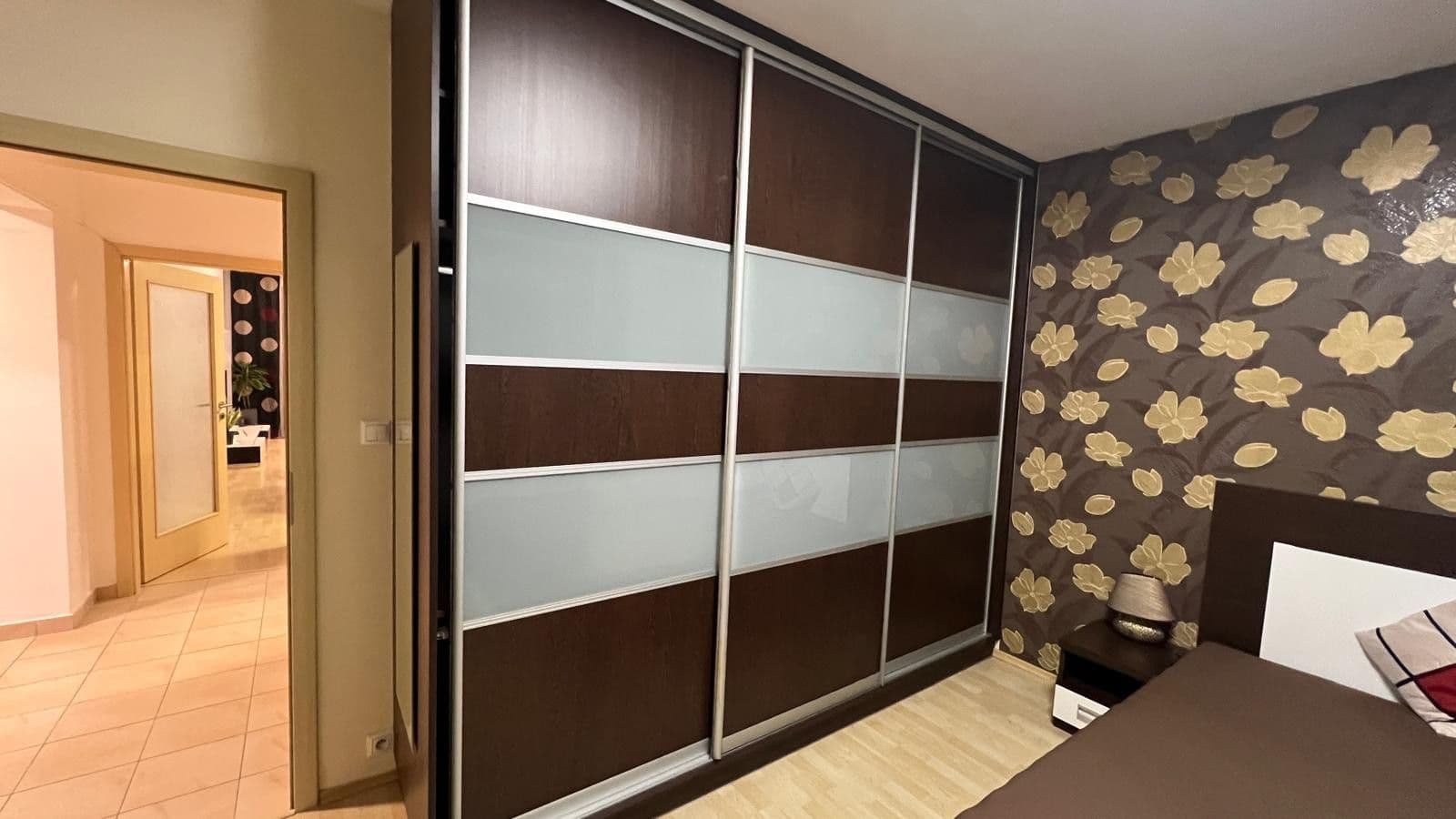 Prenájom bytu 3-izbový 78 m², Athénská, Praha, Praha Prenájom bytu 3-izbový 78 m², Athénská, Praha, Praha