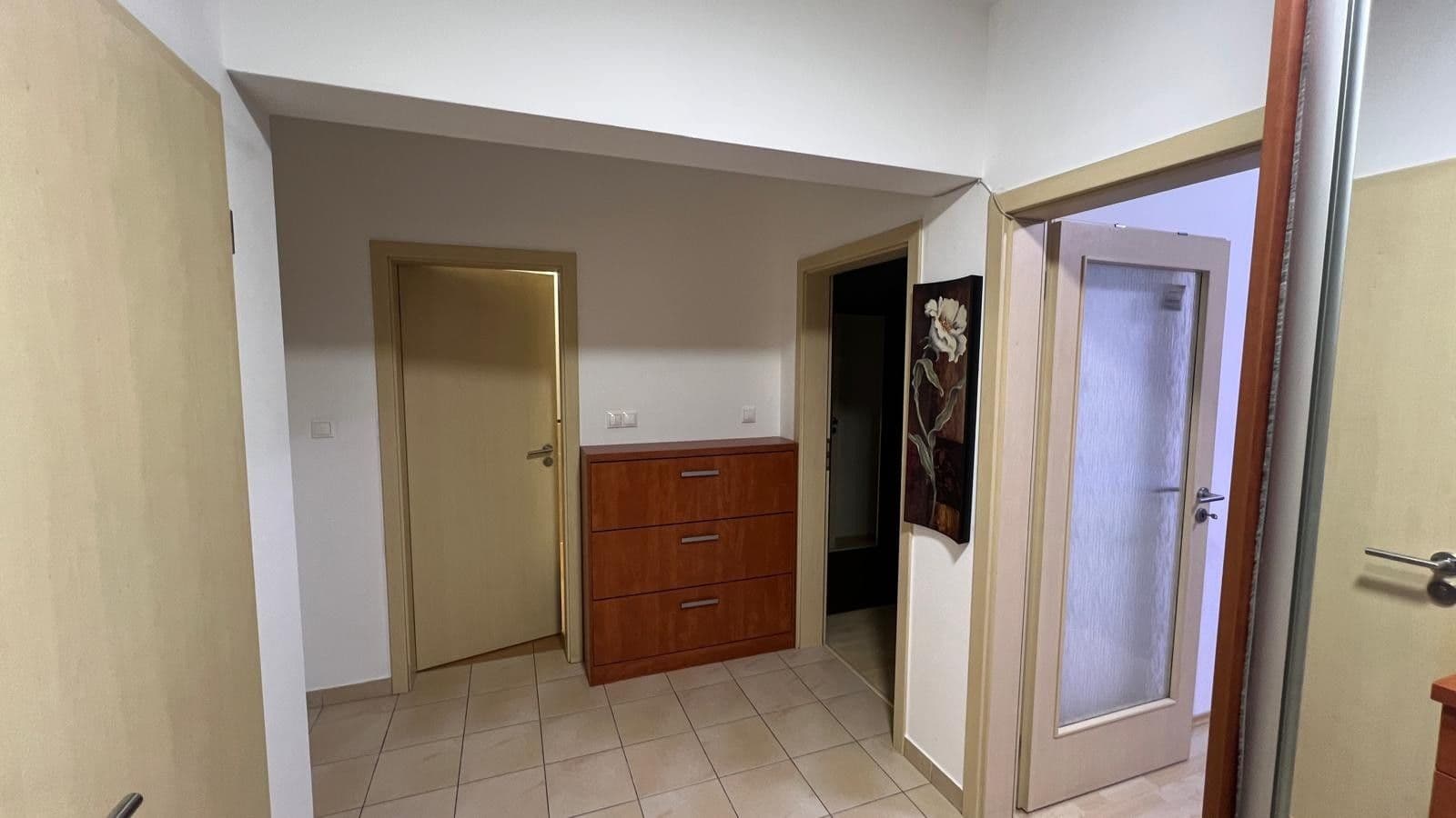 Prenájom bytu 3-izbový 78 m², Athénská, Praha, Praha Prenájom bytu 3-izbový 78 m², Athénská, Praha, Praha