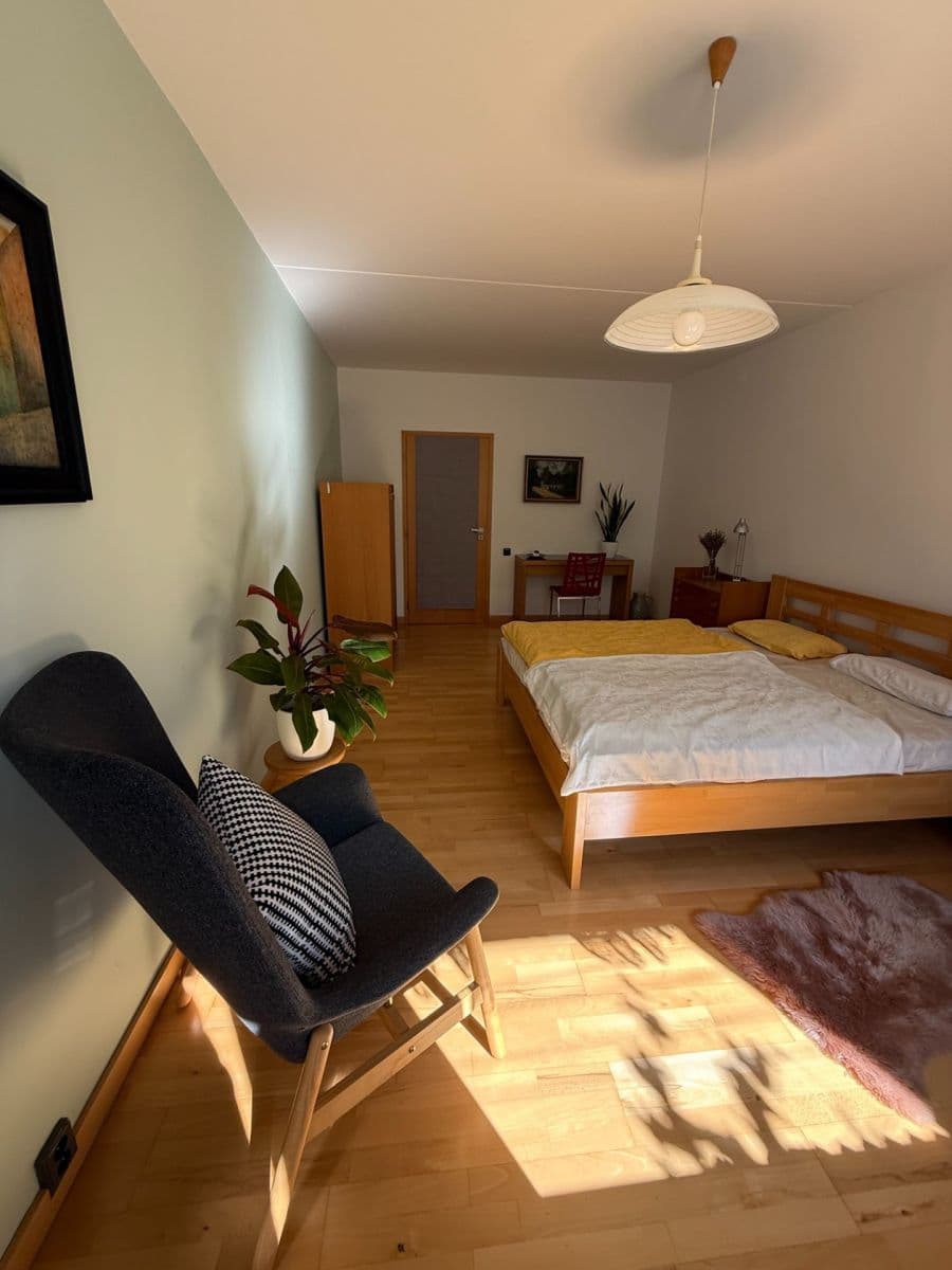 Prenájom bytu 4-izbový 96 m², Na Lysinách, Praha, Praha Prenájom bytu 4-izbový 96 m², Na Lysinách, Praha, Praha