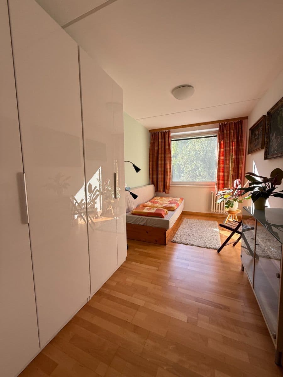 Prenájom bytu 4-izbový 96 m², Na Lysinách, Praha, Praha Prenájom bytu 4-izbový 96 m², Na Lysinách, Praha, Praha