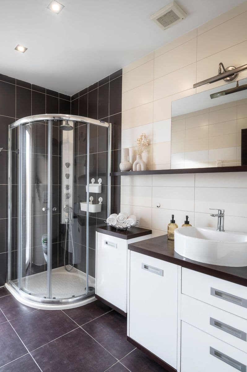 Predaj domu 199 m², pozemek 1.235 m², K Tišině, Řečany nad Labem, Pardubický kraj Predaj domu 199 m², pozemek 1.235 m², K Tišině, Řečany nad Labem, Pardubický kraj