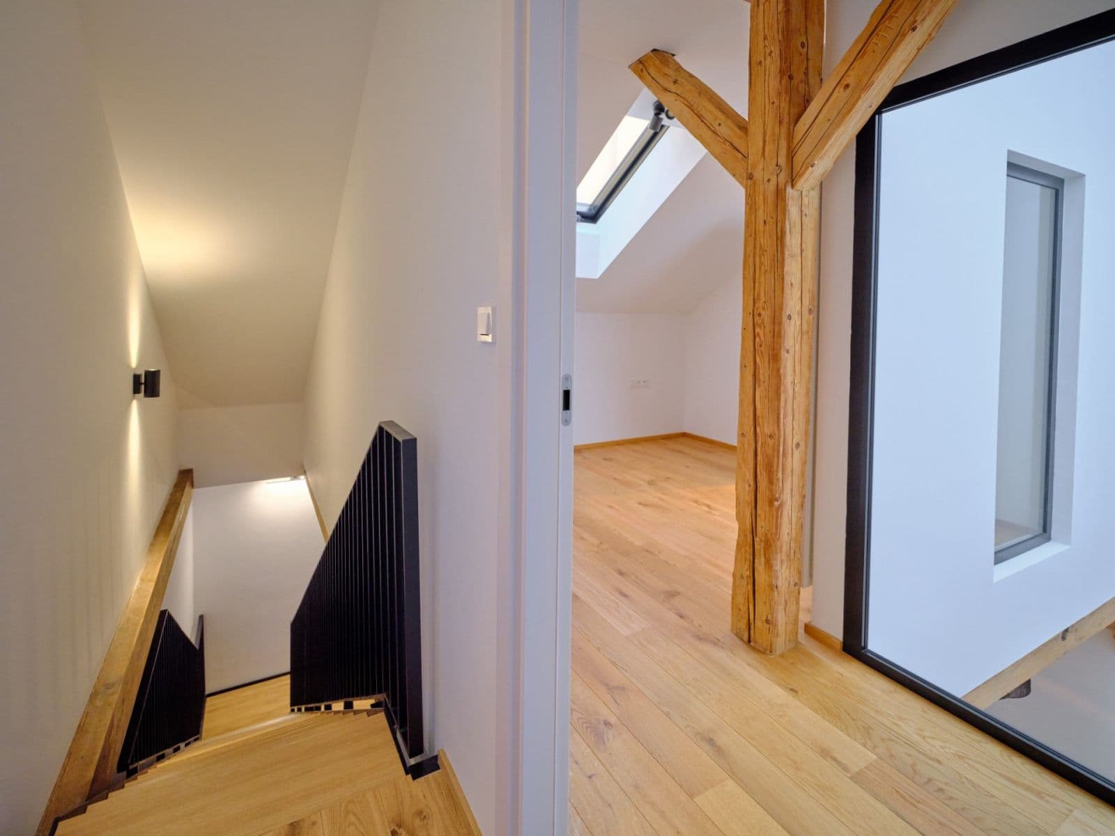 Prenájom bytu 2-izbový 73 m², Bělehradská, Praha, Praha Prenájom bytu 2-izbový 73 m², Bělehradská, Praha, Praha